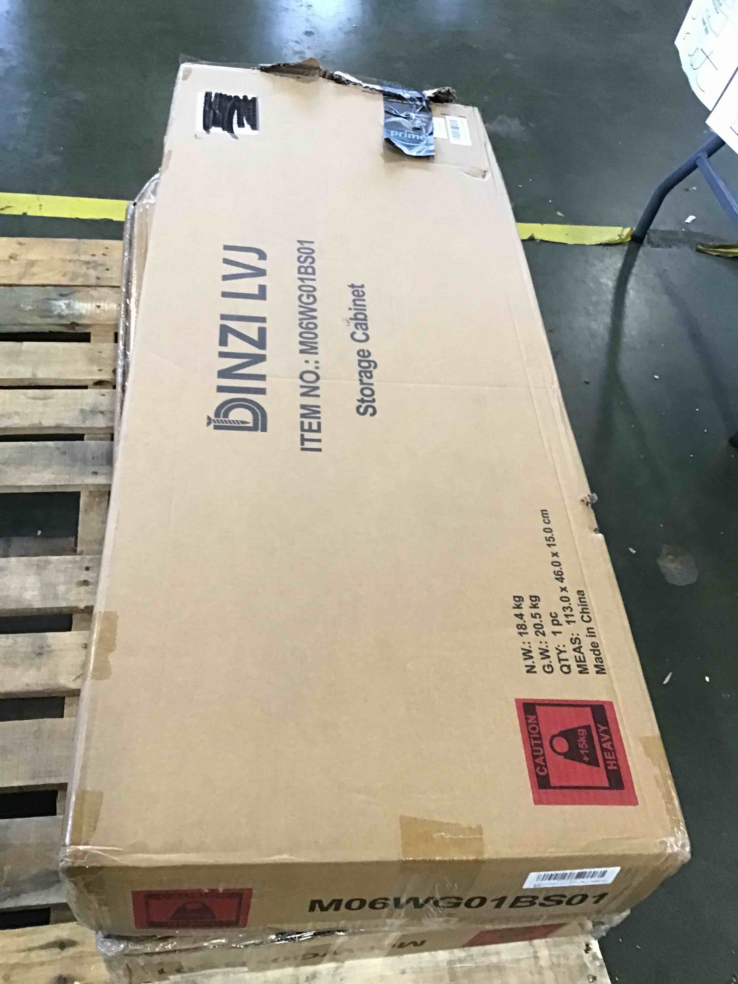 https://s3.amazonaws.com/lotting-images-prod/bidfta/BLU6049742_1711656052514.jpeg