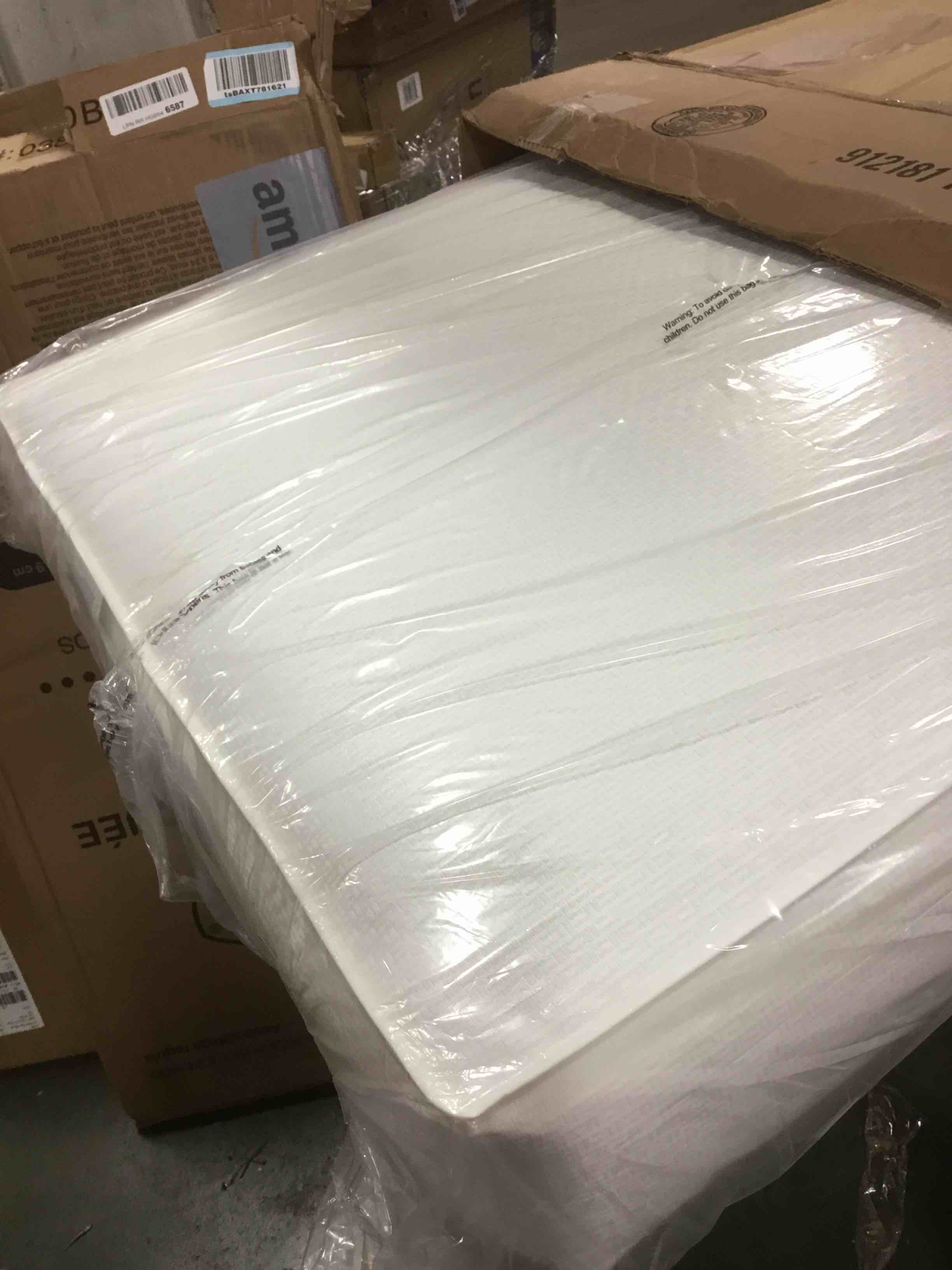 https://s3.amazonaws.com/lotting-images-prod/bidfta/BLU6050046_1709154385078.jpeg