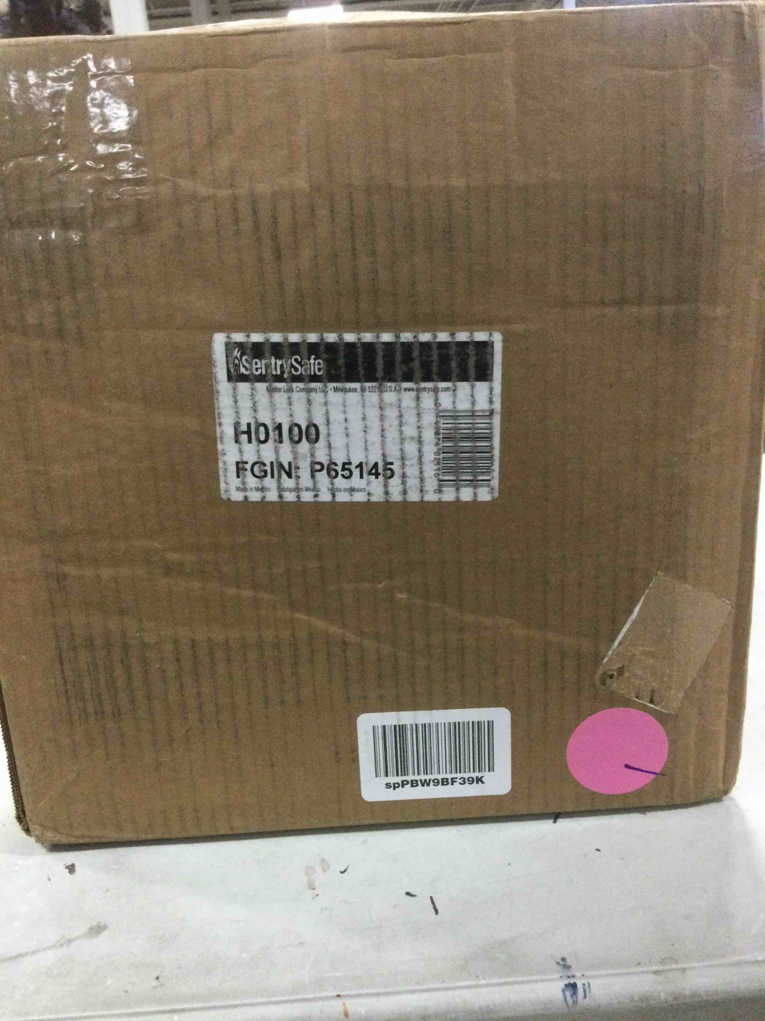 https://s3.amazonaws.com/lotting-images-prod/bidfta/BLU6050209_1709324895246.jpeg