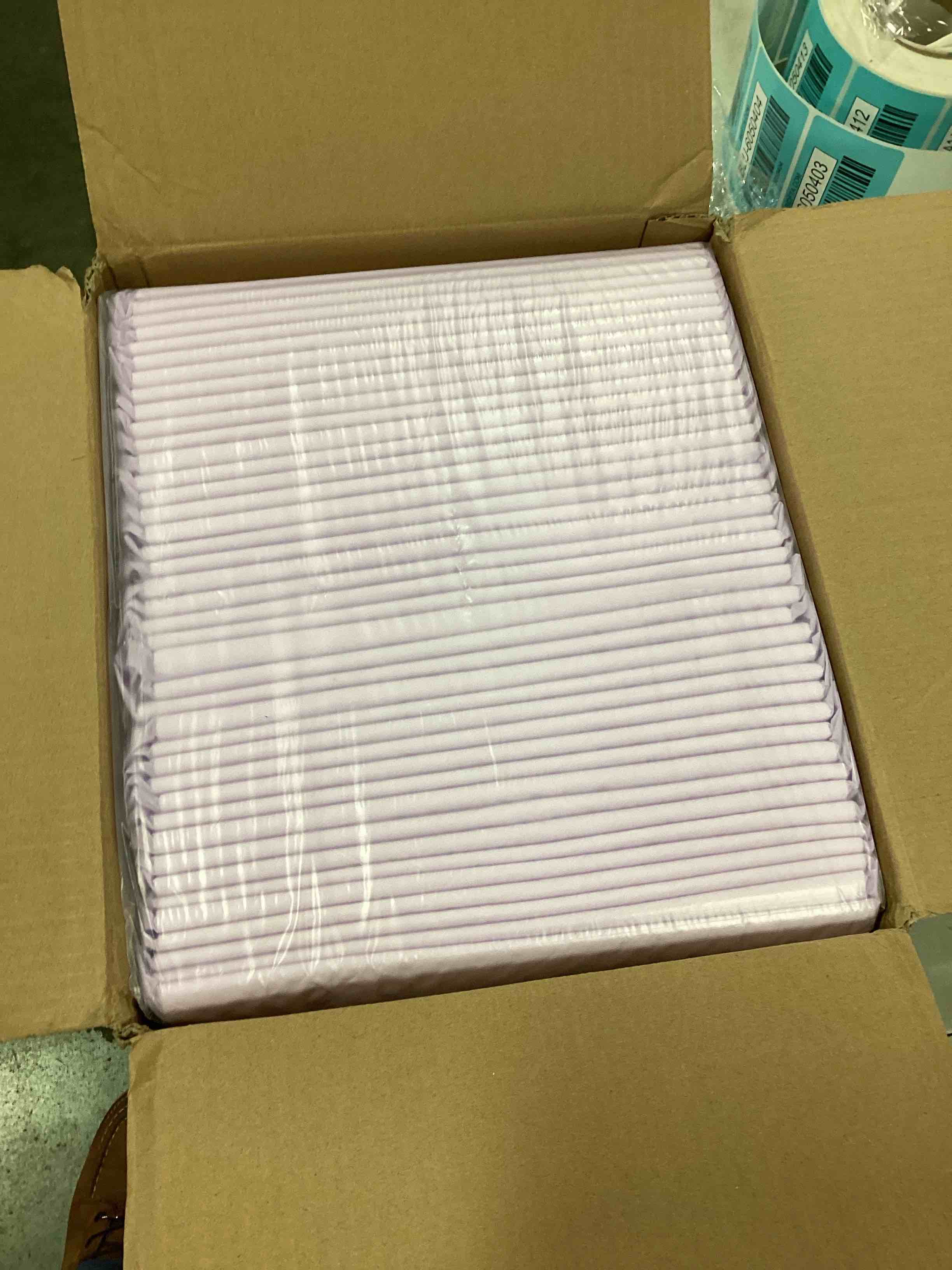 https://s3.amazonaws.com/lotting-images-prod/bidfta/BLU6050403_1709581141574.jpeg