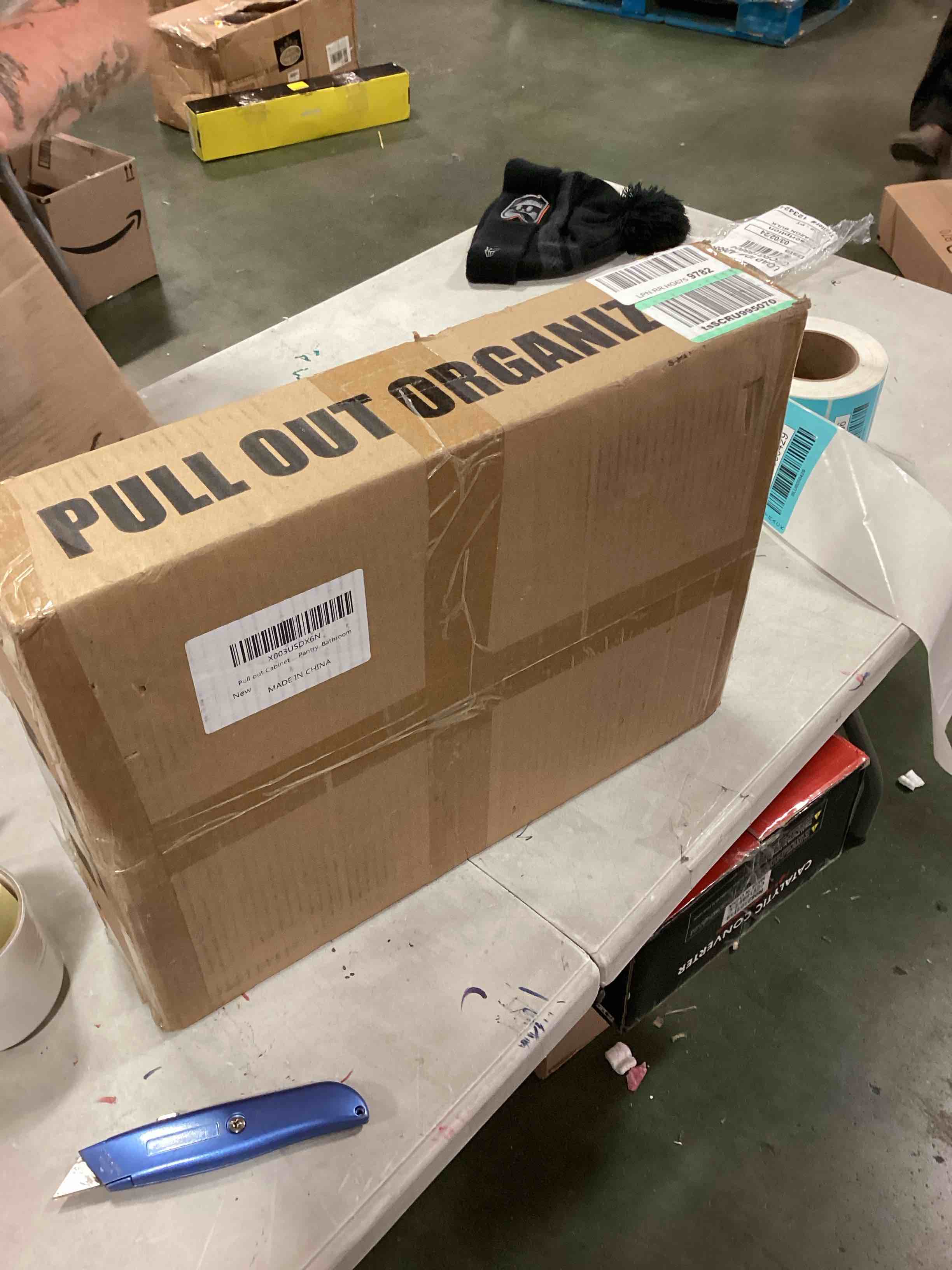 https://s3.amazonaws.com/lotting-images-prod/bidfta/BLU6050431_1709583950037.jpeg