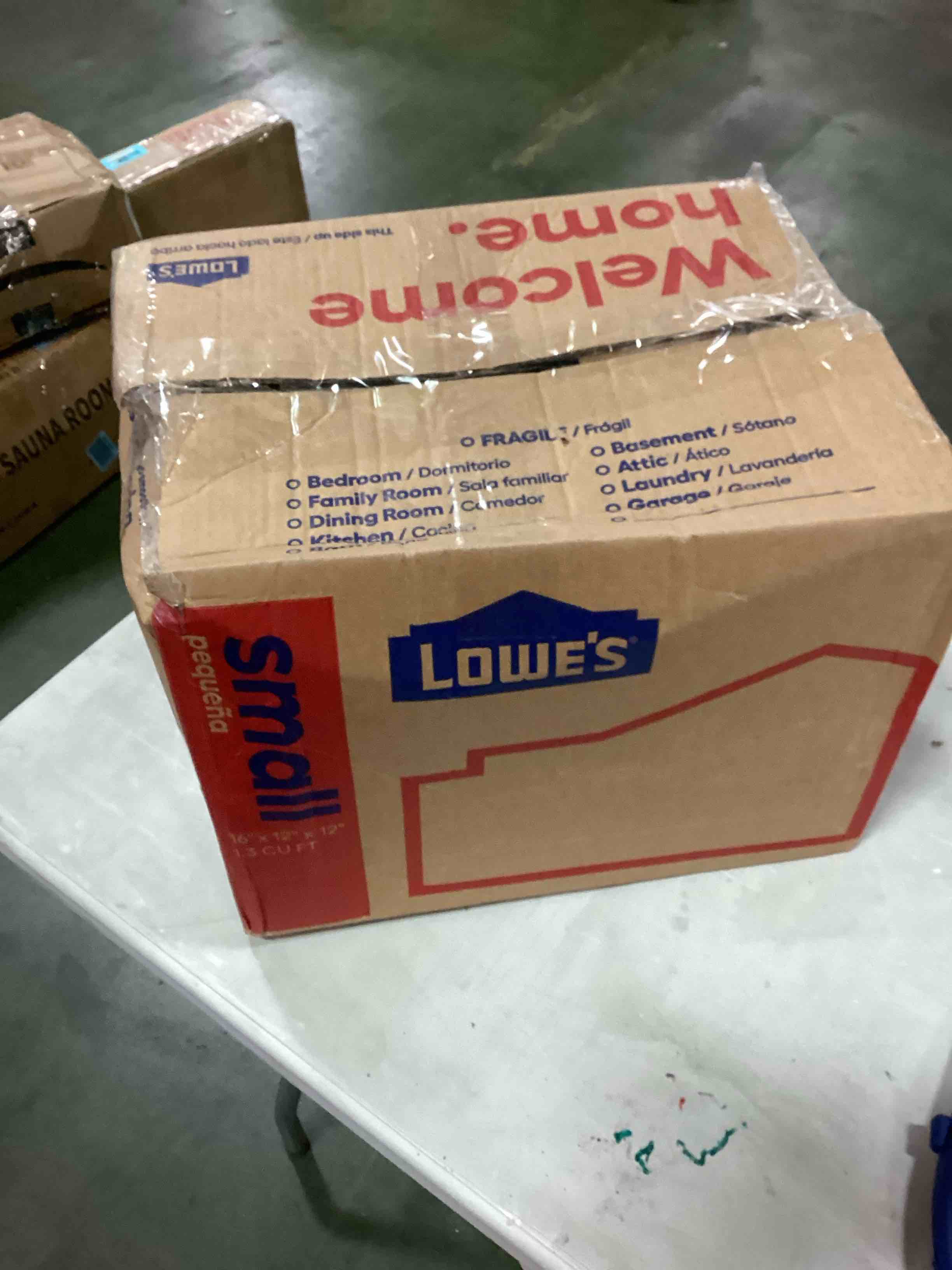 https://s3.amazonaws.com/lotting-images-prod/bidfta/BLU6050472_1709644974942.jpeg