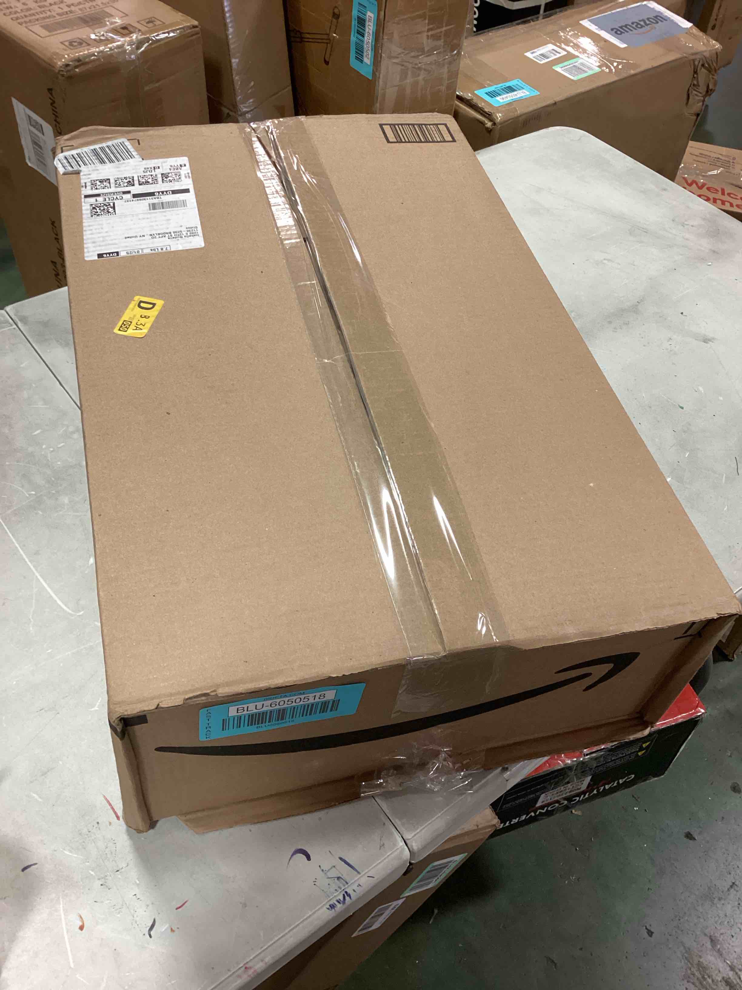 https://s3.amazonaws.com/lotting-images-prod/bidfta/BLU6050518_1709652314167.jpeg