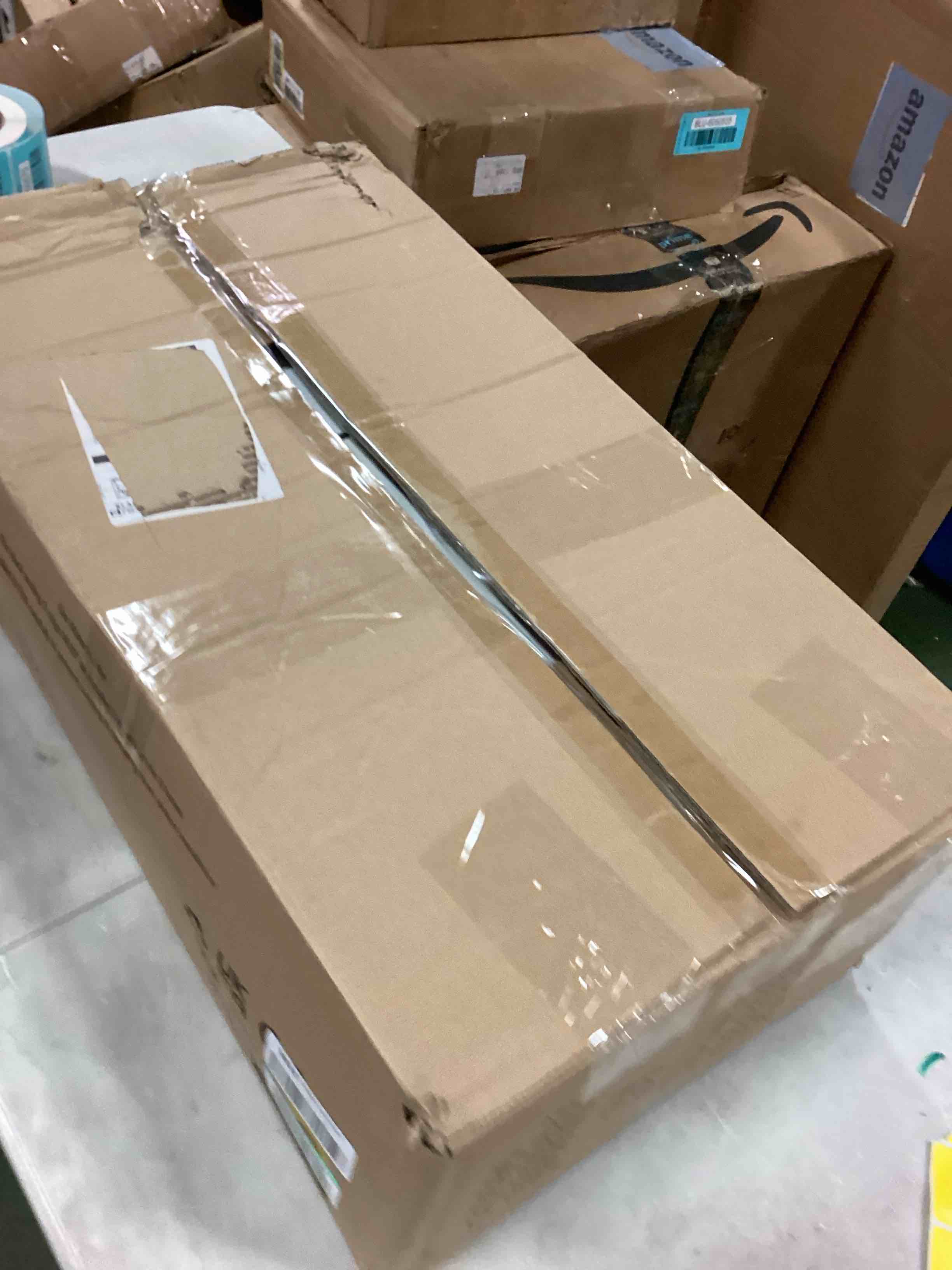 https://s3.amazonaws.com/lotting-images-prod/bidfta/BLU6050570_1709670371280.jpeg