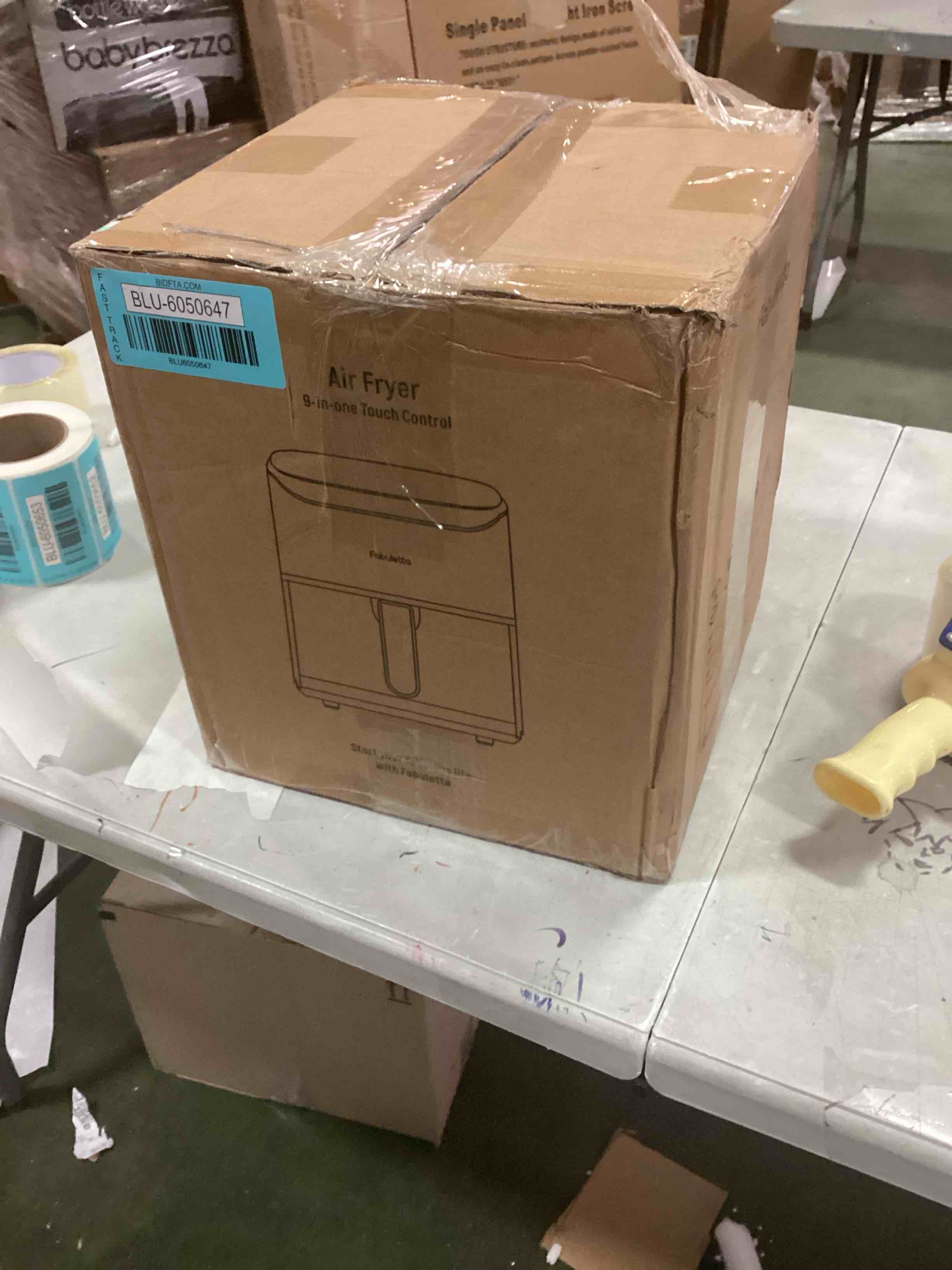 https://s3.amazonaws.com/lotting-images-prod/bidfta/BLU6050647_1709748478520.jpeg