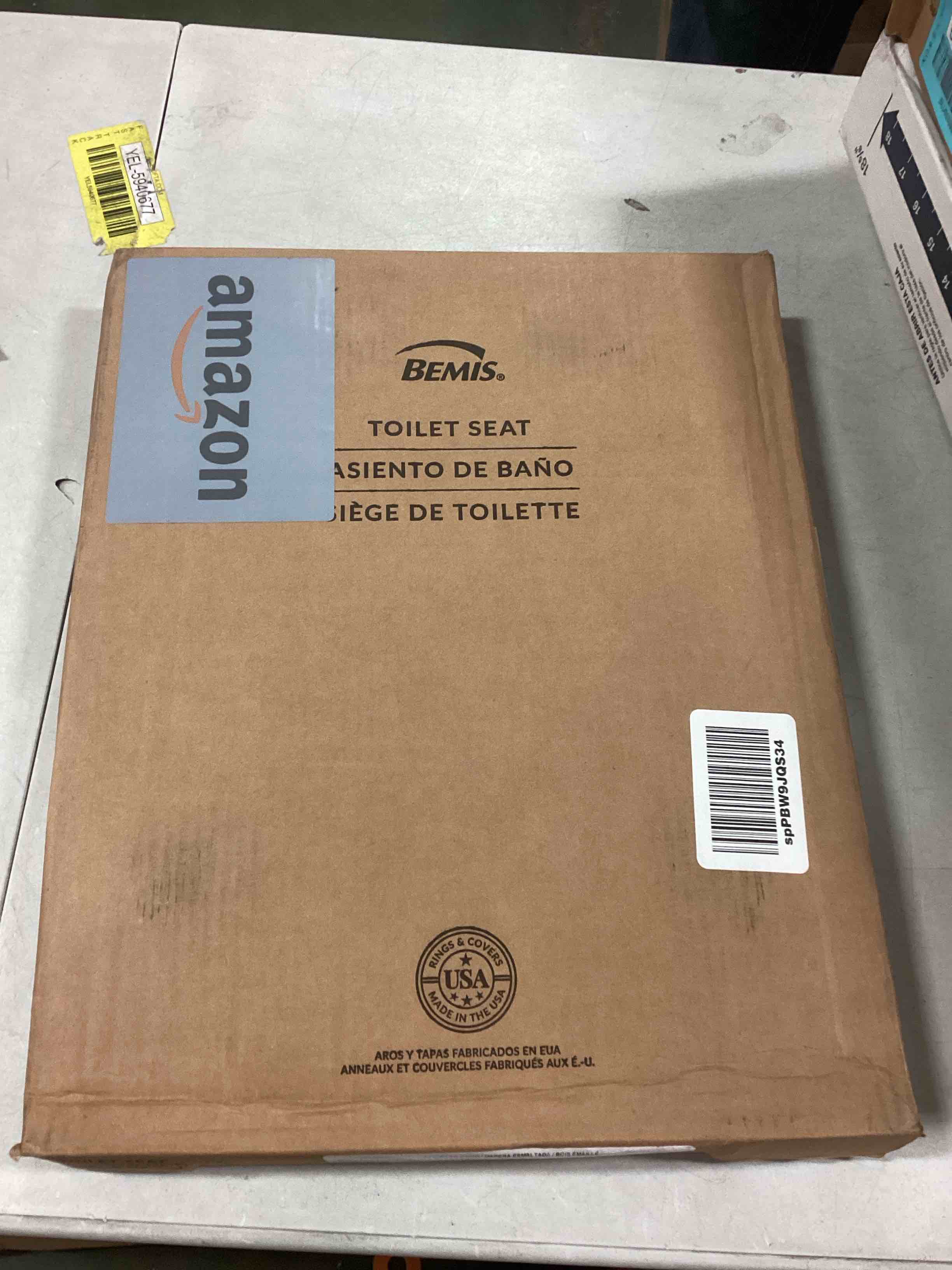 Assortment of Round Bowl Seats, fits all round toilets, different styles and different sizes, from different brands,