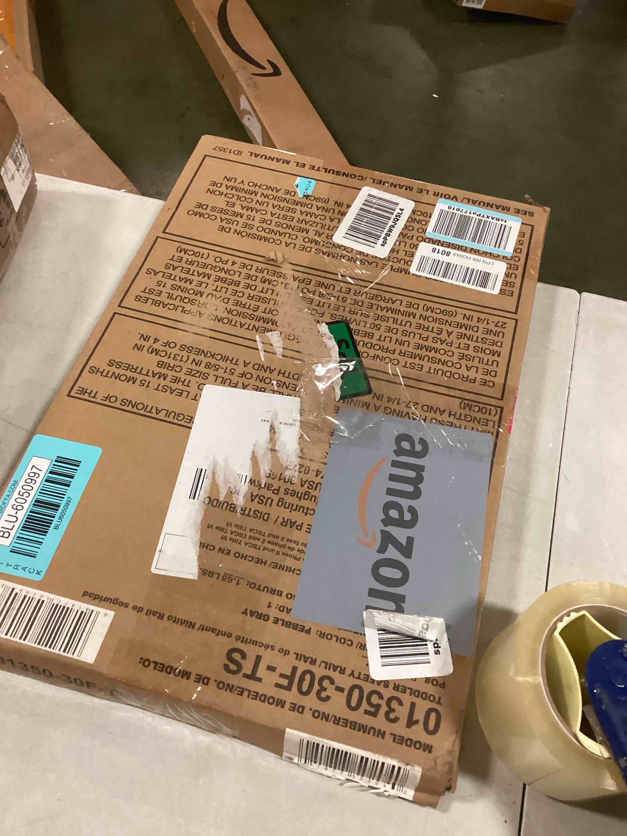 https://s3.amazonaws.com/lotting-images-prod/bidfta/BLU6050997_1710164330655.jpeg