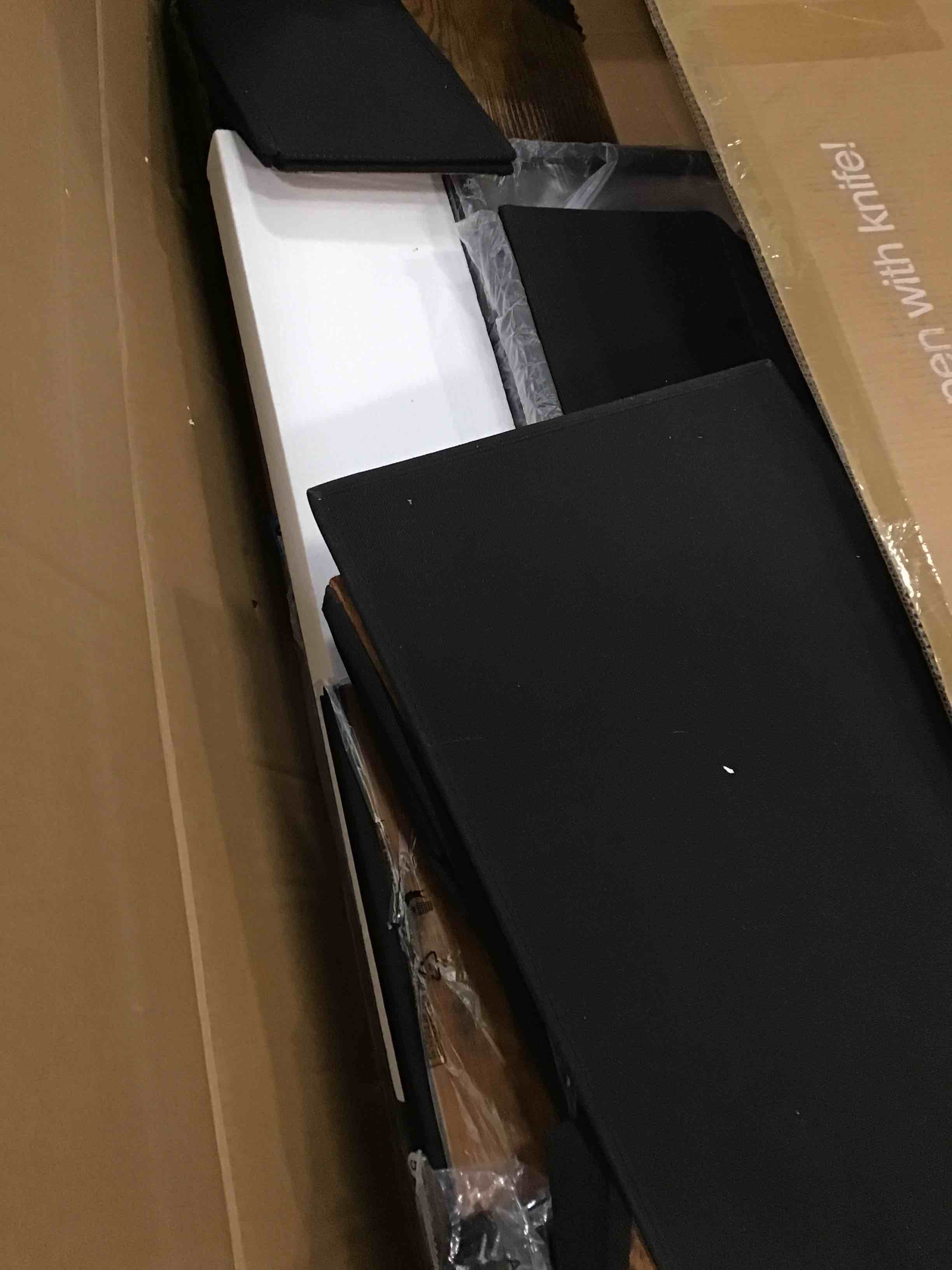 https://s3.amazonaws.com/lotting-images-prod/bidfta/BLU6051608_1709063187957.jpeg