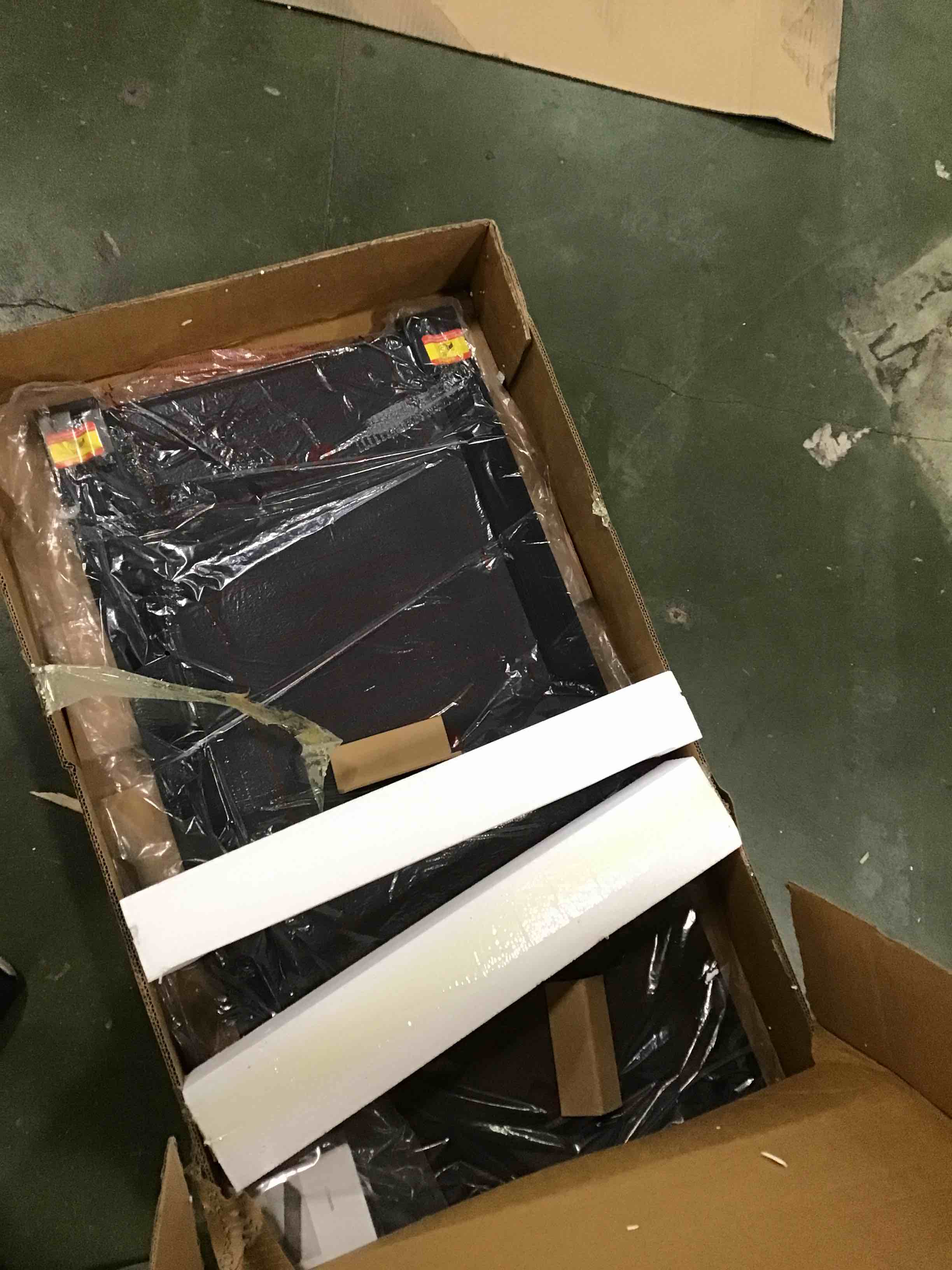 https://s3.amazonaws.com/lotting-images-prod/bidfta/BLU6052126_1709306948077.jpeg
