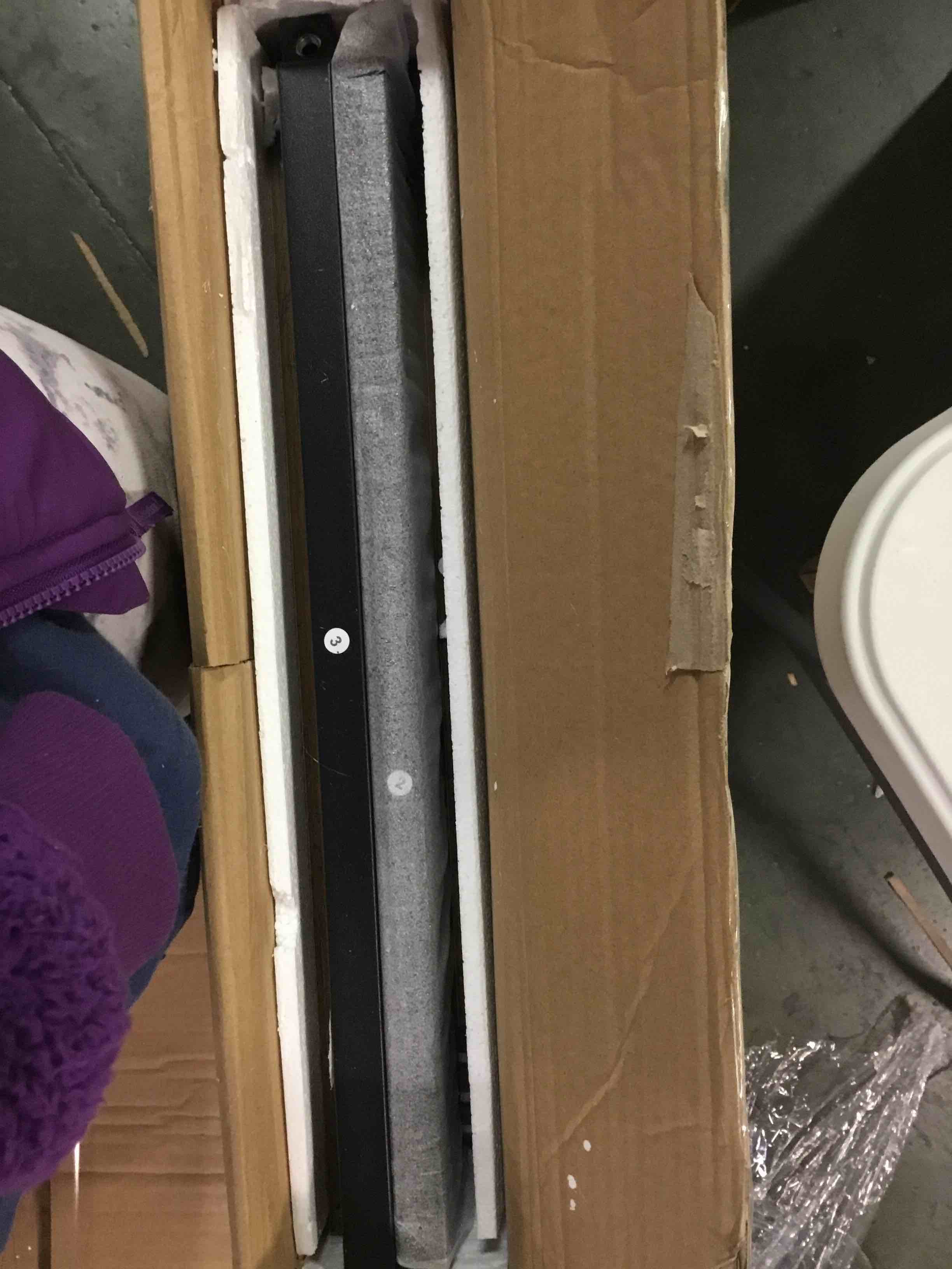 https://s3.amazonaws.com/lotting-images-prod/bidfta/BLU6053030_1709145615004.jpeg