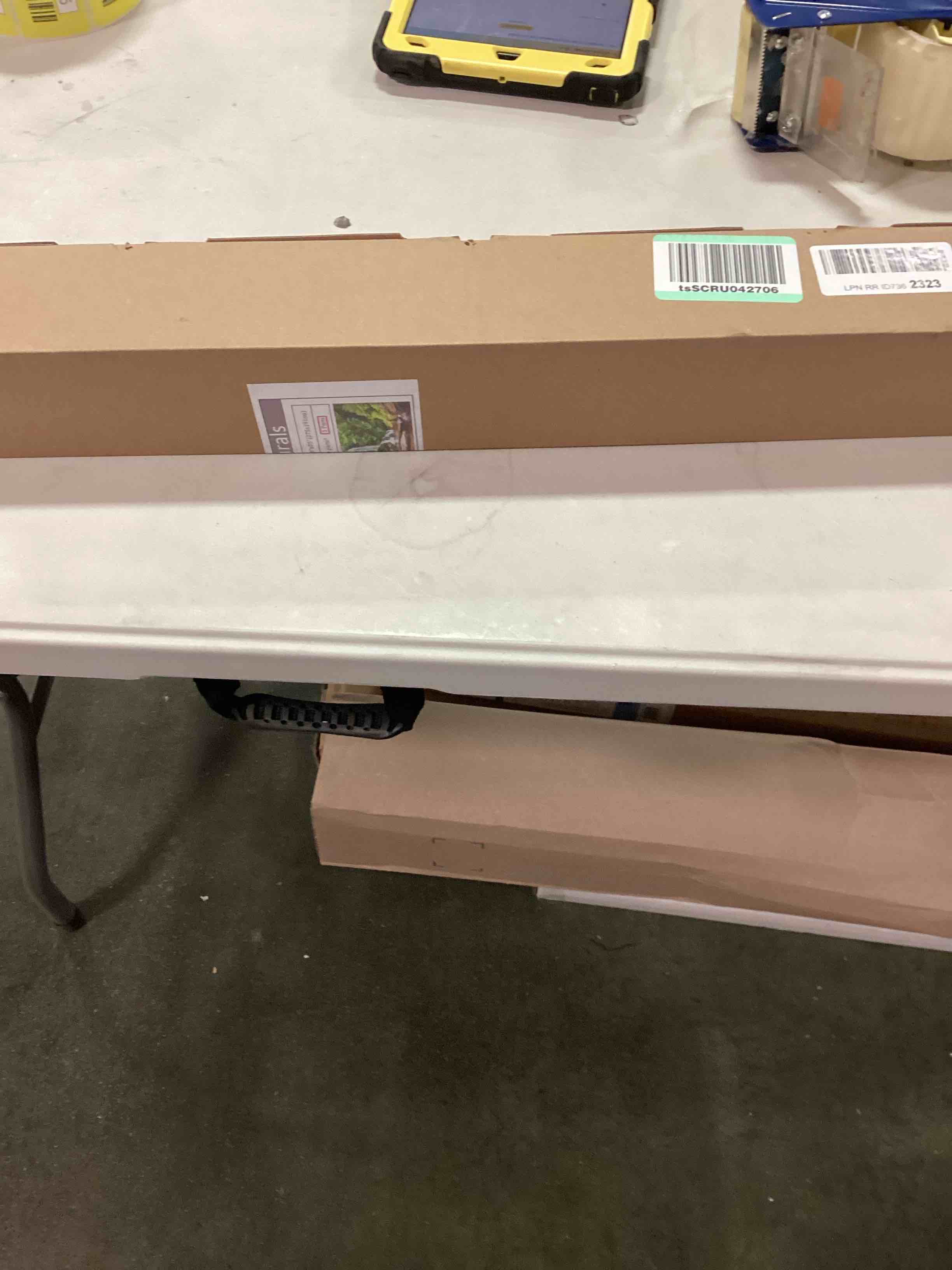 https://s3.amazonaws.com/lotting-images-prod/bidfta/BLU6053387_1709650546502.jpeg