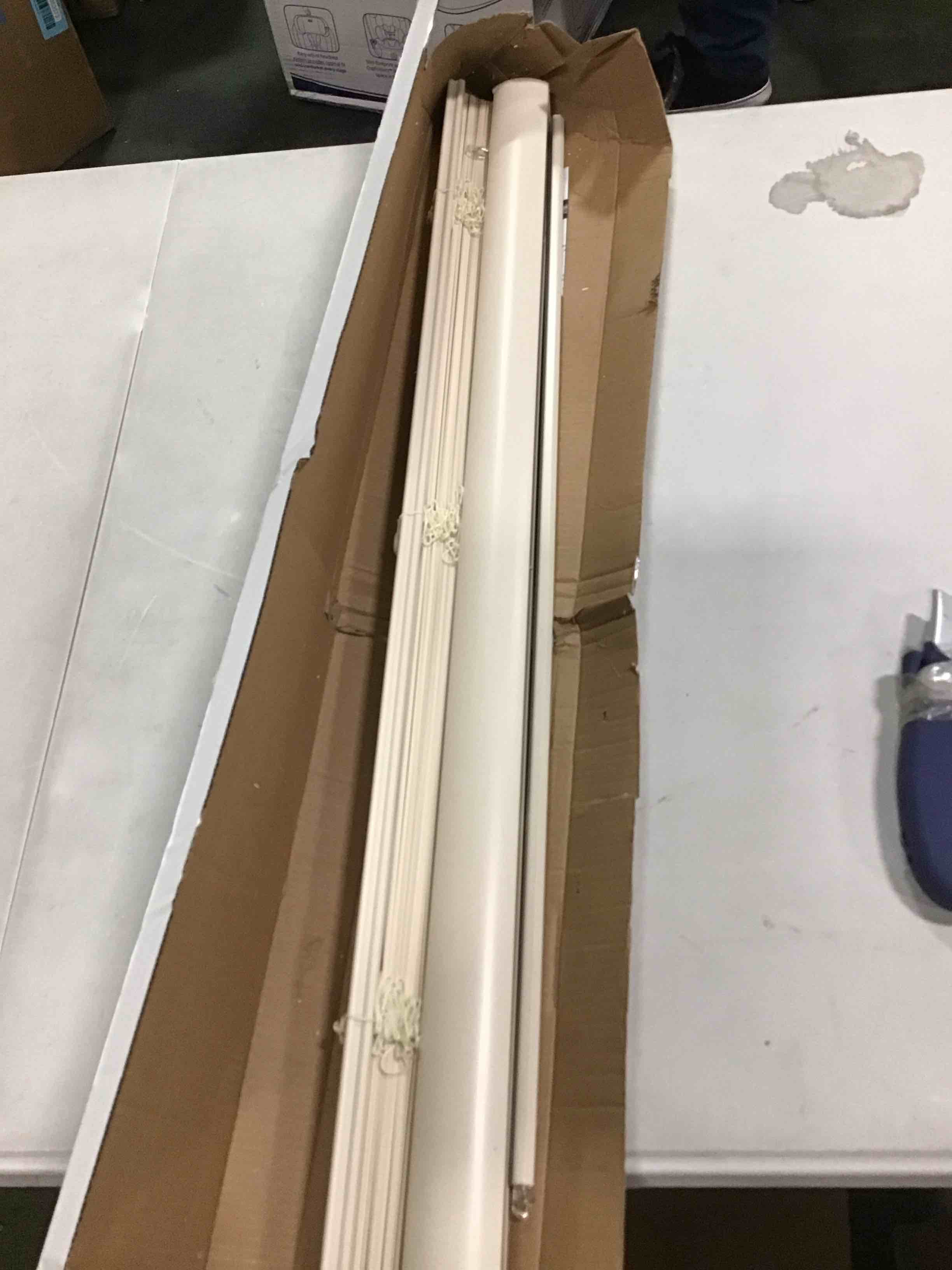 https://s3.amazonaws.com/lotting-images-prod/bidfta/BLU6053624_1709907401801.jpeg