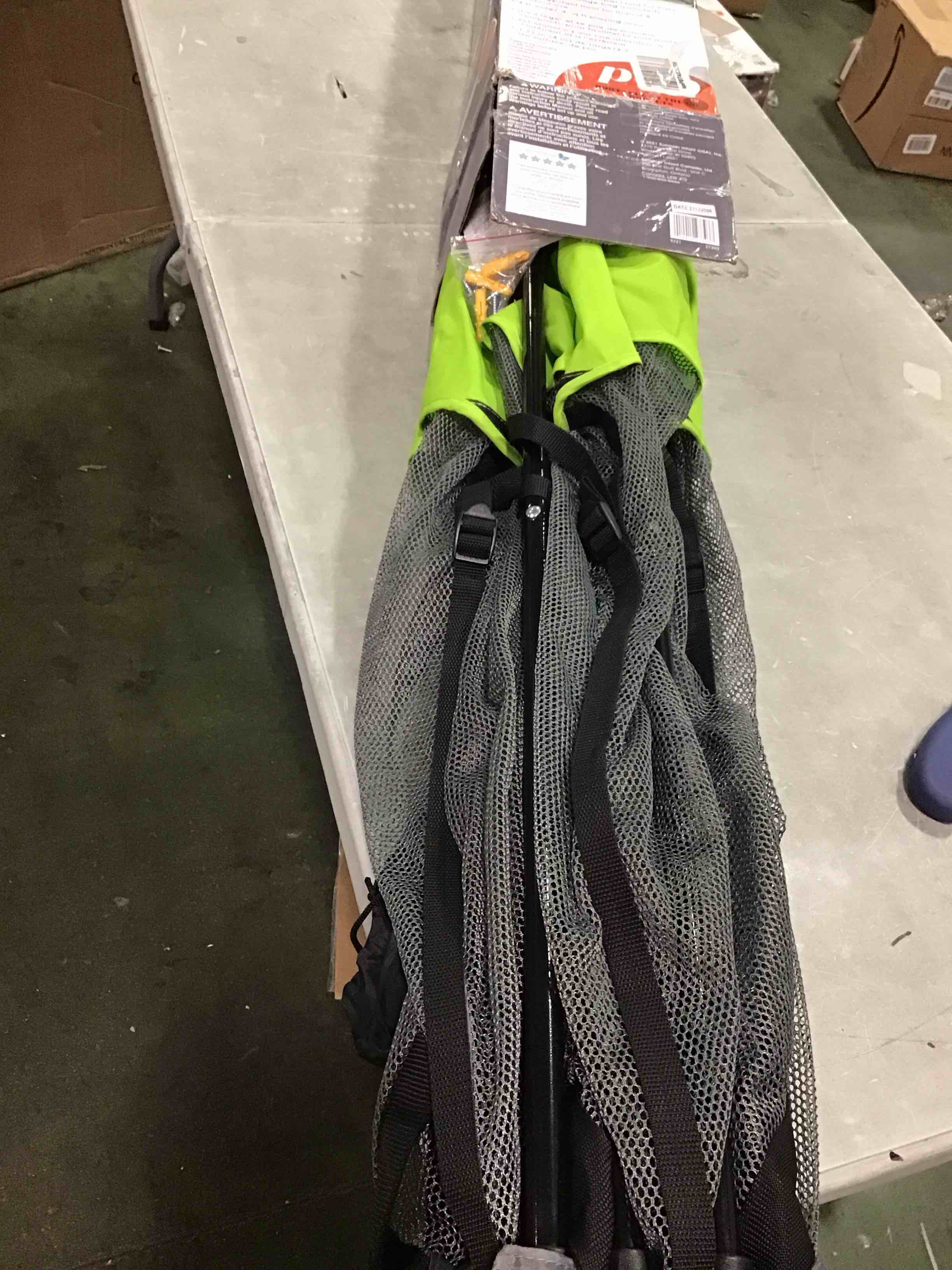 https://s3.amazonaws.com/lotting-images-prod/bidfta/BLU6053687_1709931322606.jpeg