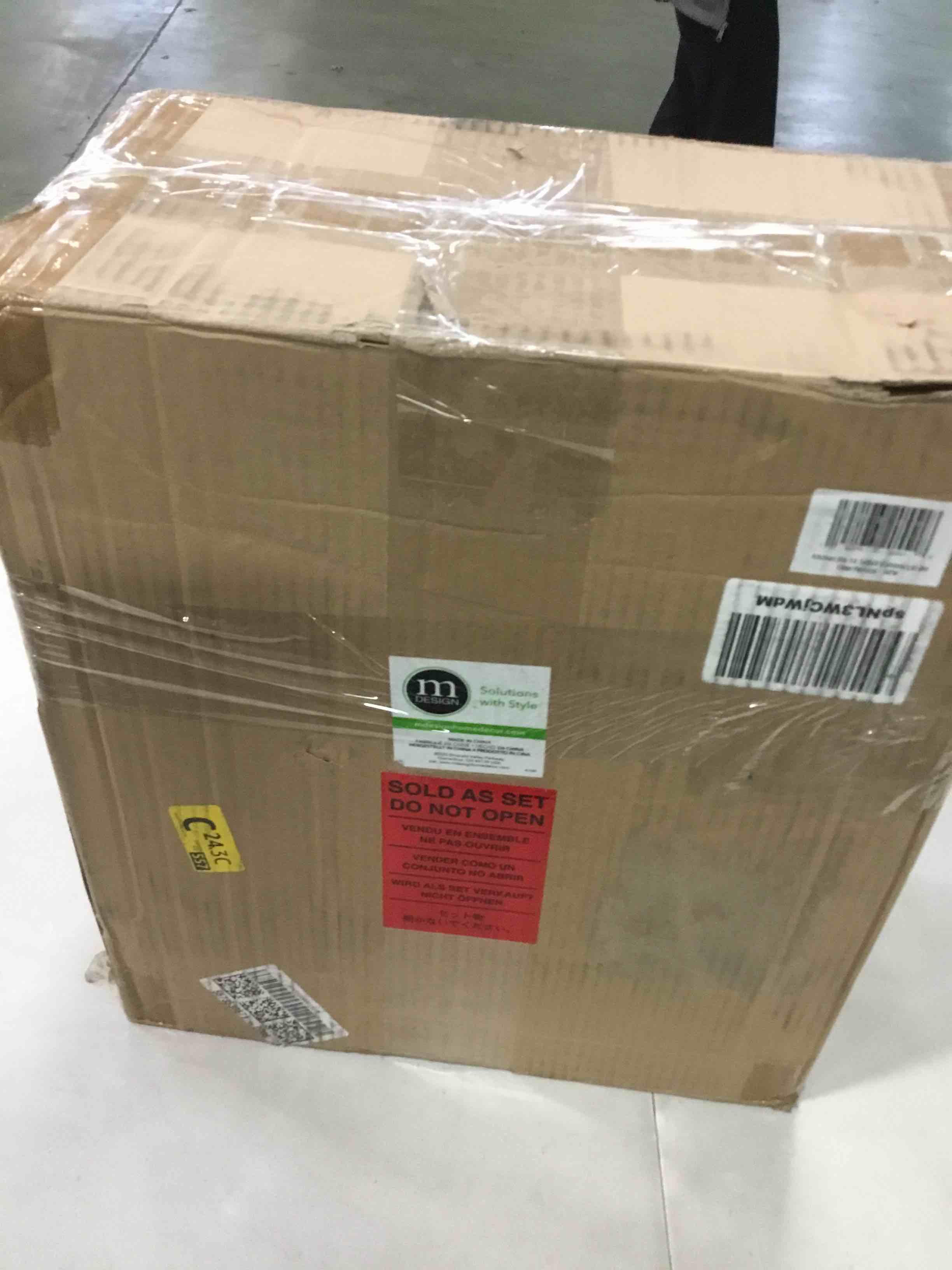 https://s3.amazonaws.com/lotting-images-prod/bidfta/BLU6053746_1710176572072.jpeg