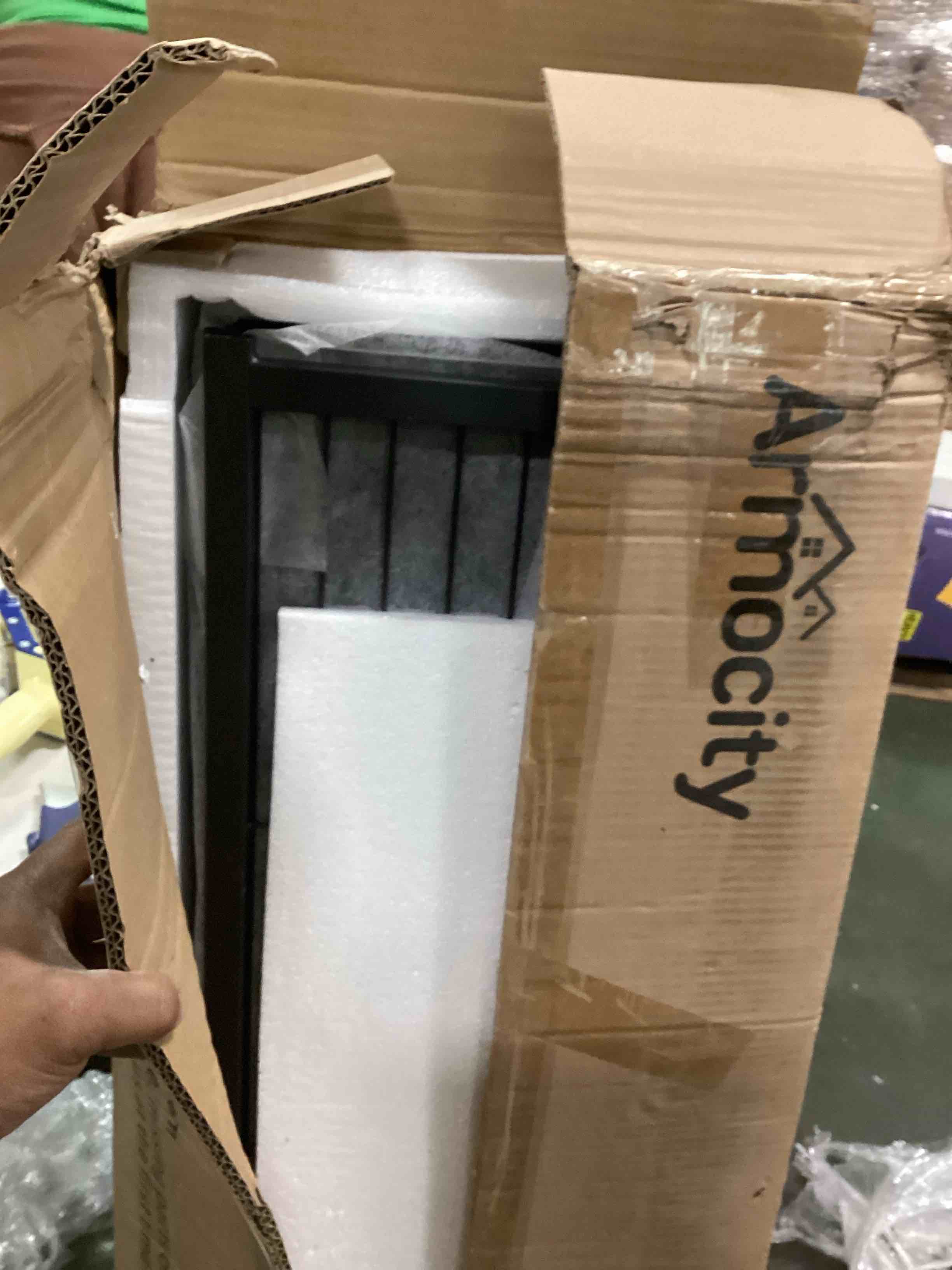 https://s3.amazonaws.com/lotting-images-prod/bidfta/BLU6054433_1710783764821.jpeg