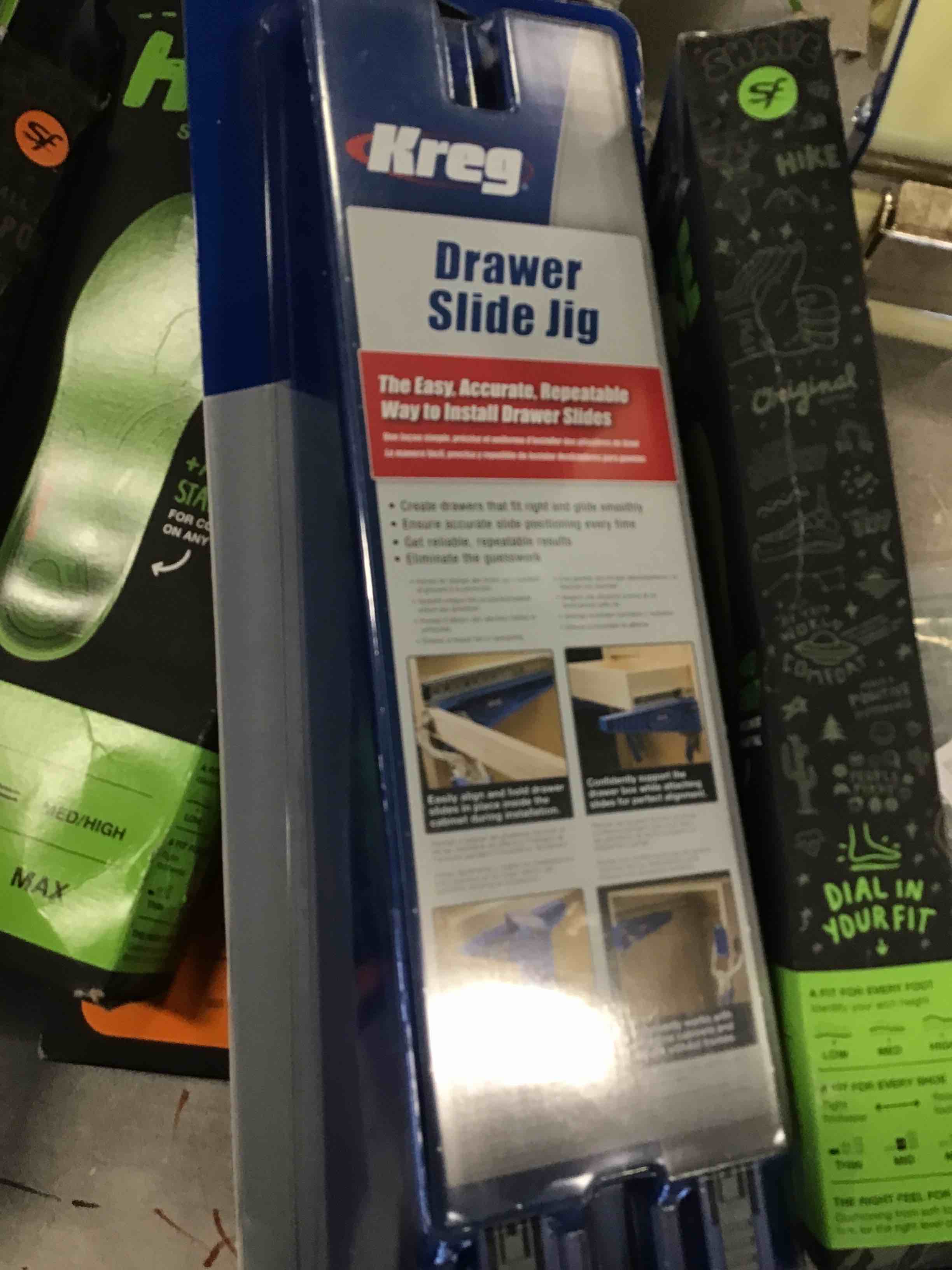 https://s3.amazonaws.com/lotting-images-prod/bidfta/BLU6054872_1710177817337.jpeg