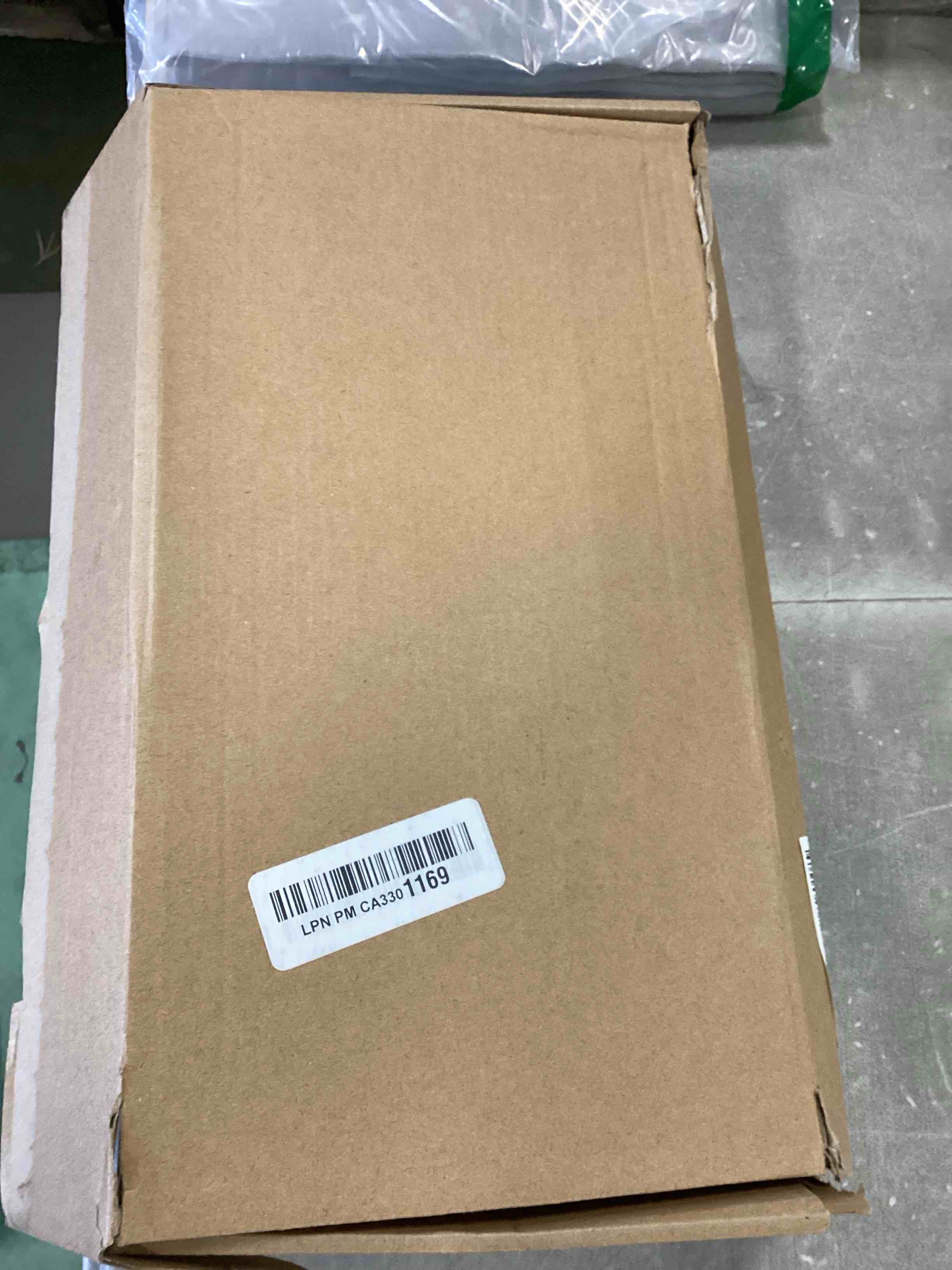 https://s3.amazonaws.com/lotting-images-prod/bidfta/BLU6055138_1710271712166.jpeg