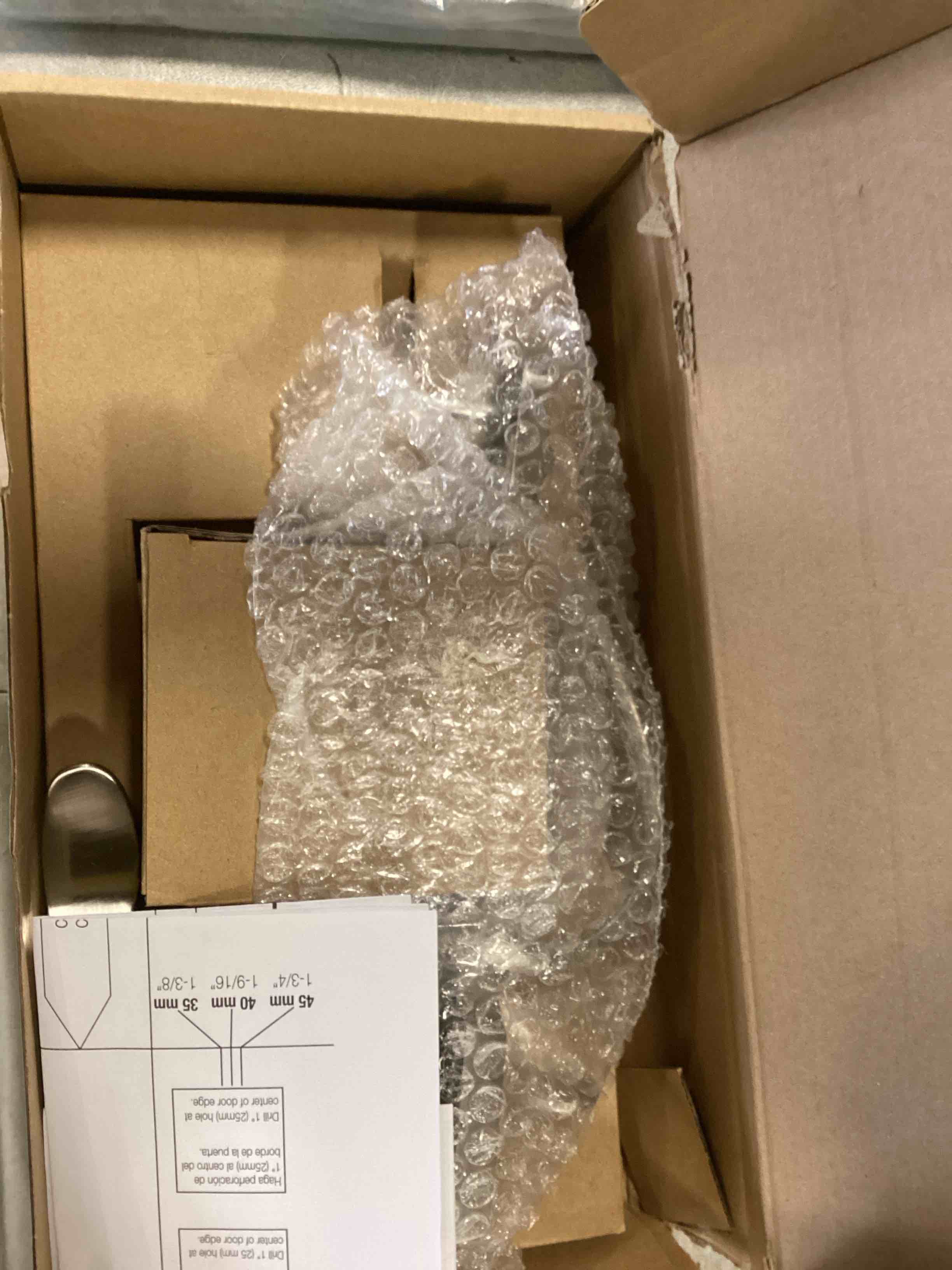 https://s3.amazonaws.com/lotting-images-prod/bidfta/BLU6055138_1710271717485.jpeg