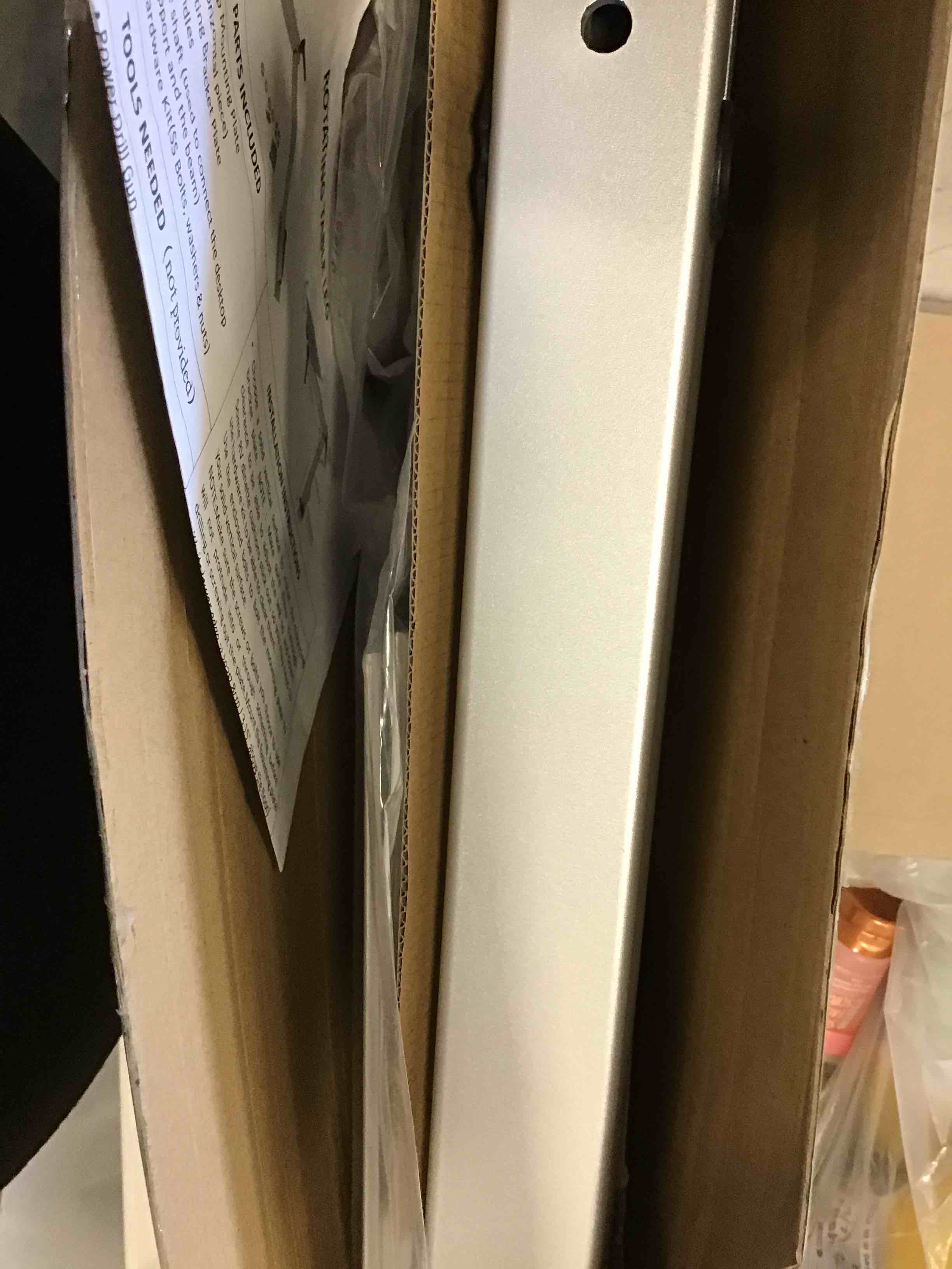 https://s3.amazonaws.com/lotting-images-prod/bidfta/BLU6055373_1710355626468.jpeg