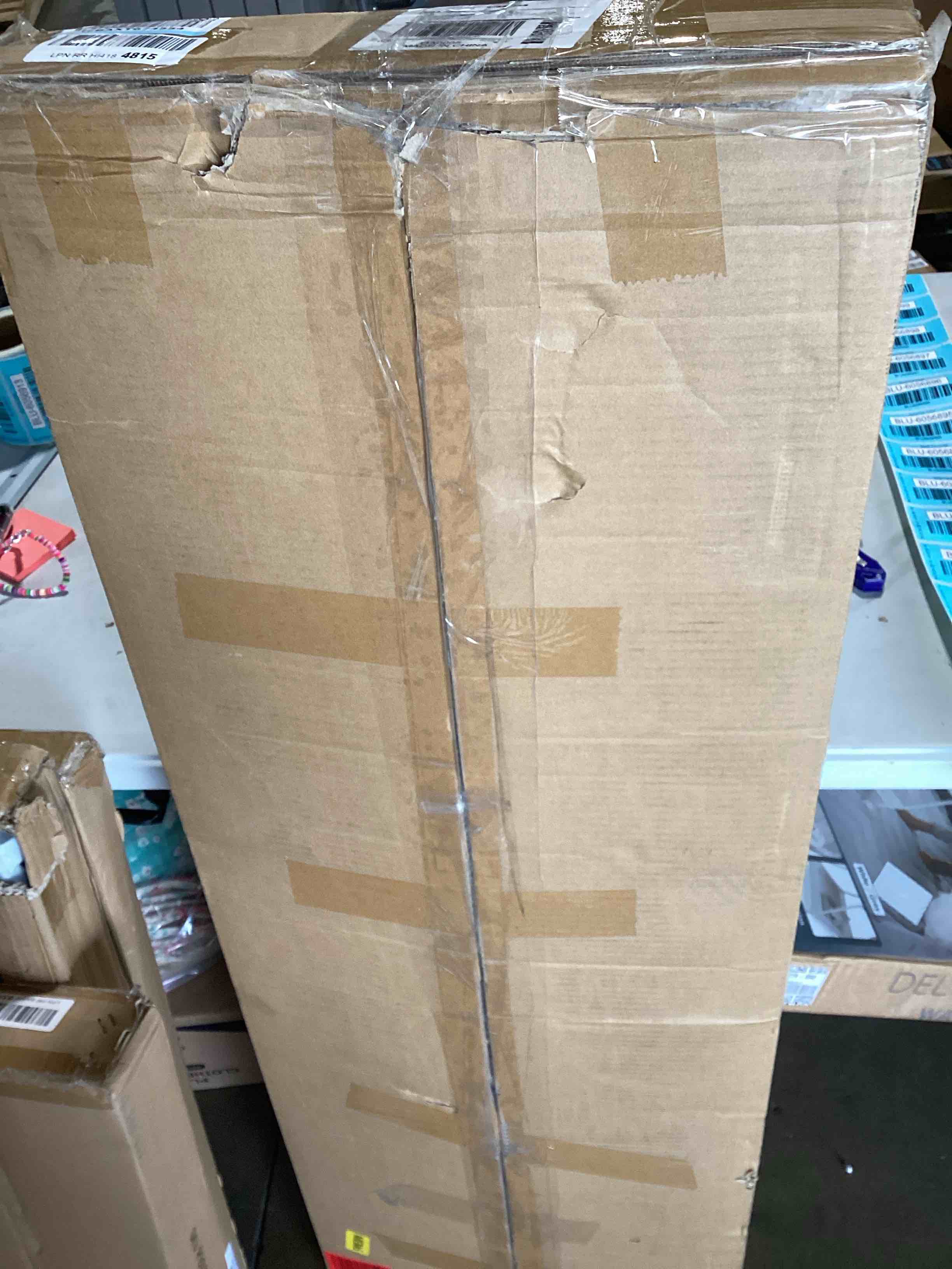 https://s3.amazonaws.com/lotting-images-prod/bidfta/BLU6056887_1710426714302.jpeg