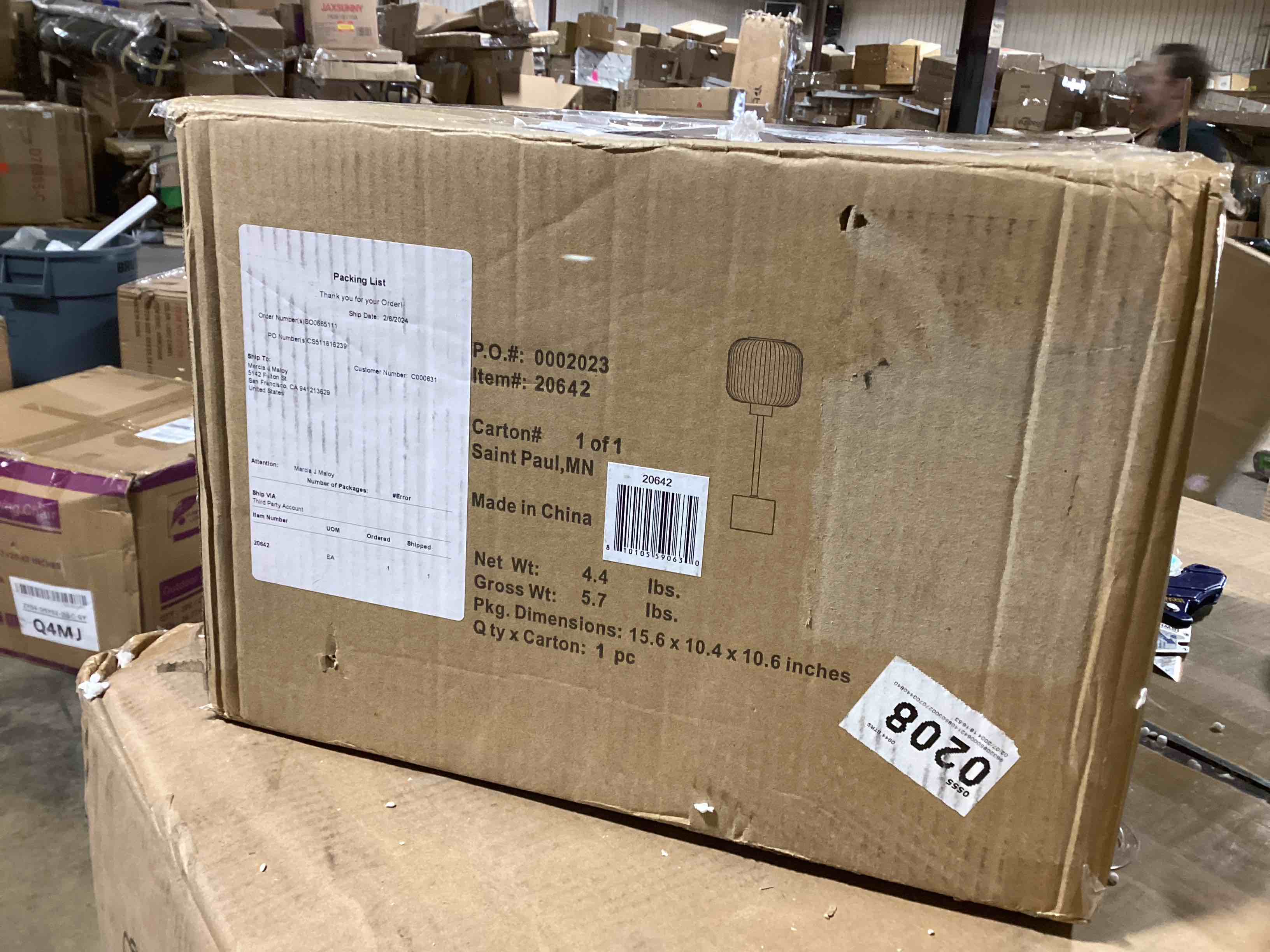 https://s3.amazonaws.com/lotting-images-prod/bidfta/BLU6056929_1710609483947.jpeg
