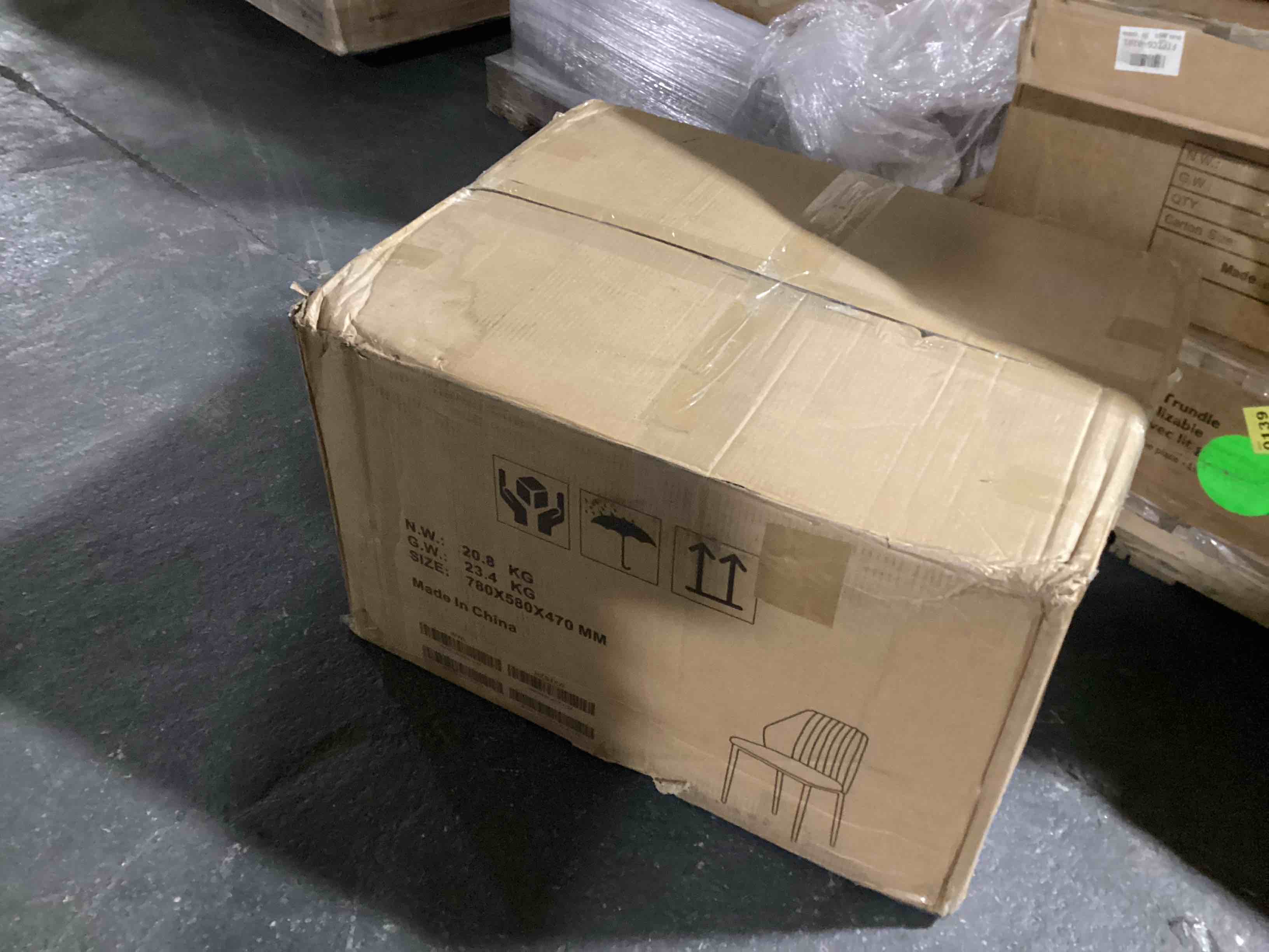 https://s3.amazonaws.com/lotting-images-prod/bidfta/BLU6056990_1710774333330.jpeg