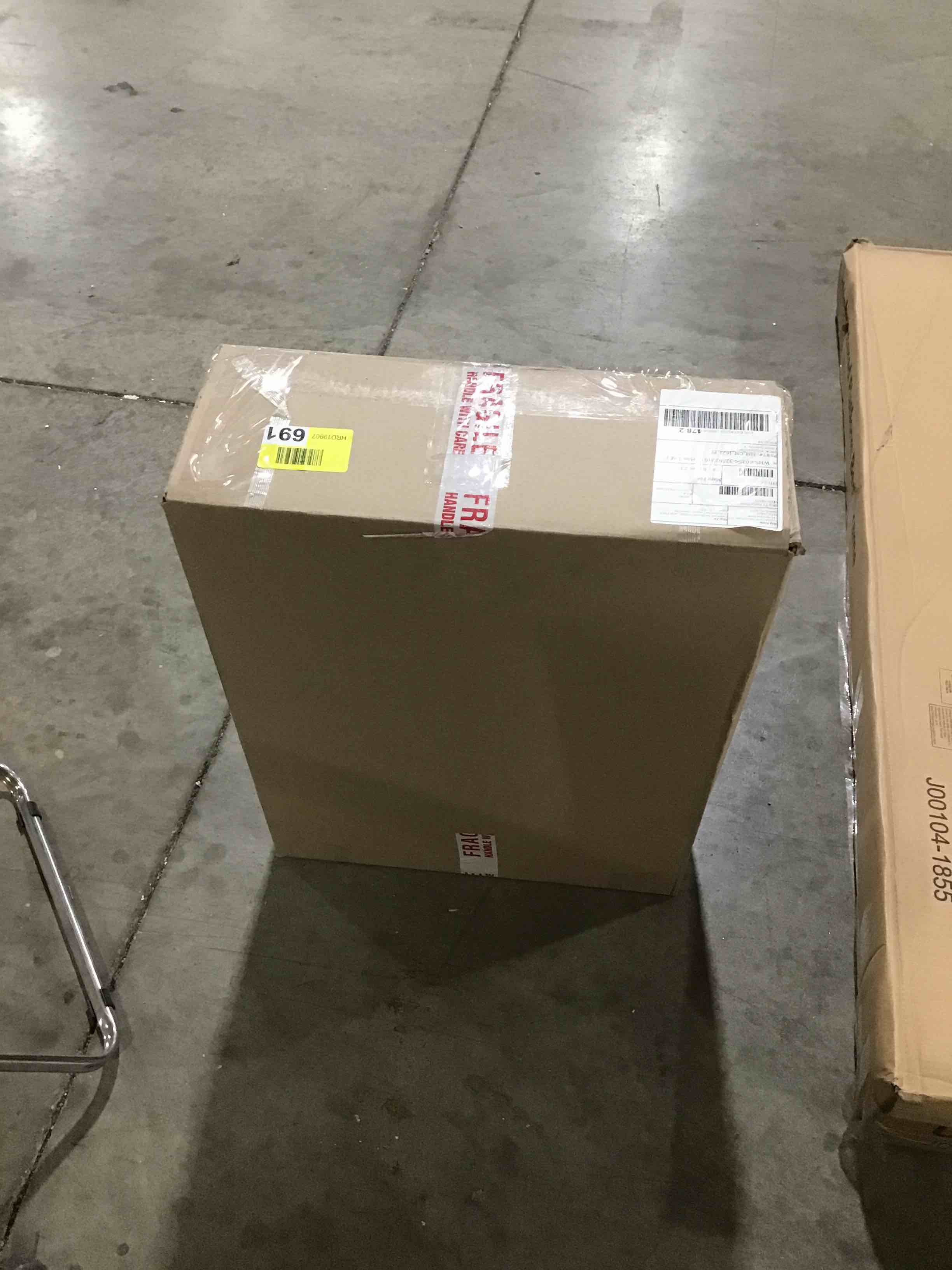 https://s3.amazonaws.com/lotting-images-prod/bidfta/BLU6057978_1708006082165.jpeg