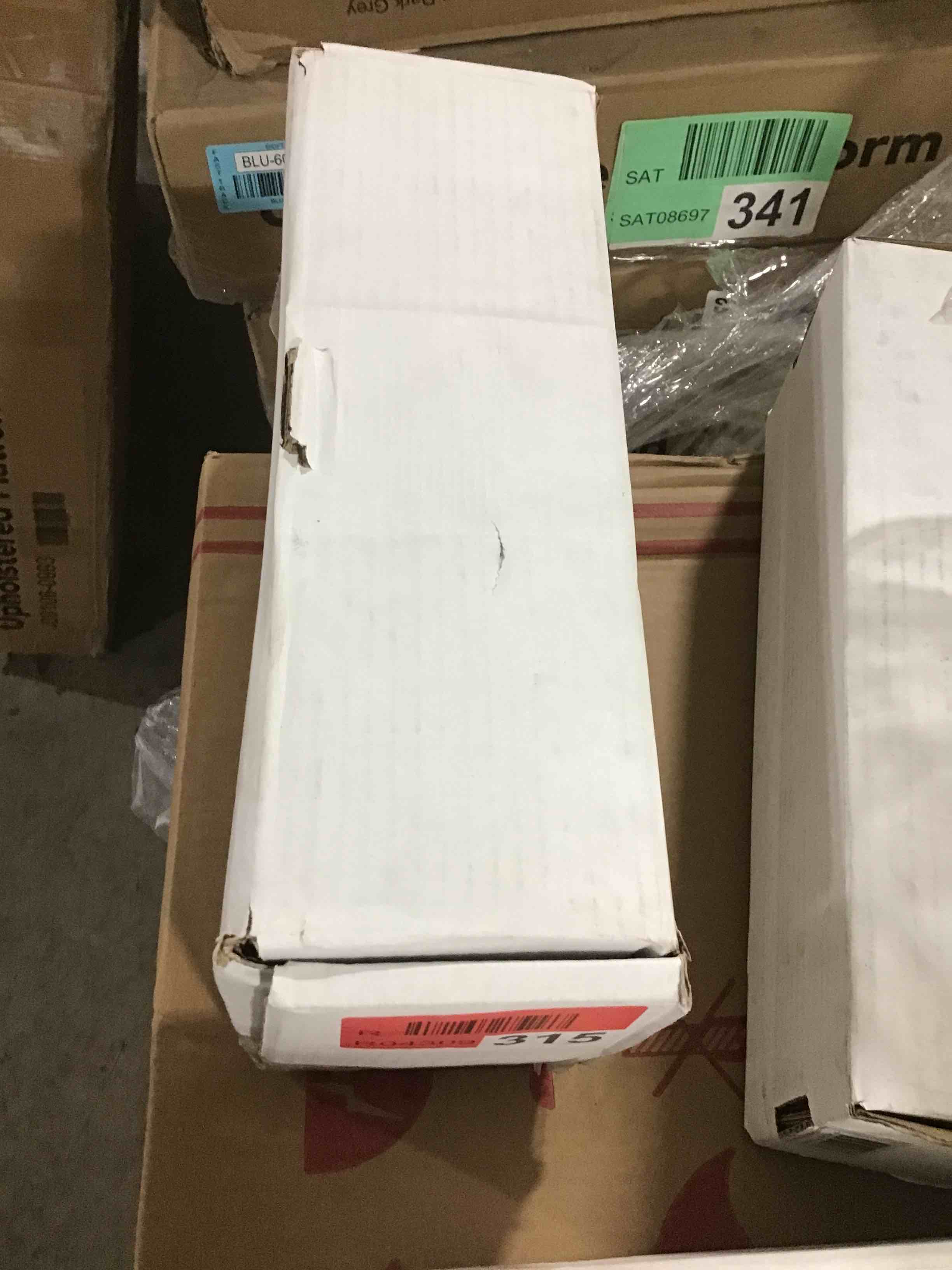 https://s3.amazonaws.com/lotting-images-prod/bidfta/BLU6058003_1708008618546.jpeg