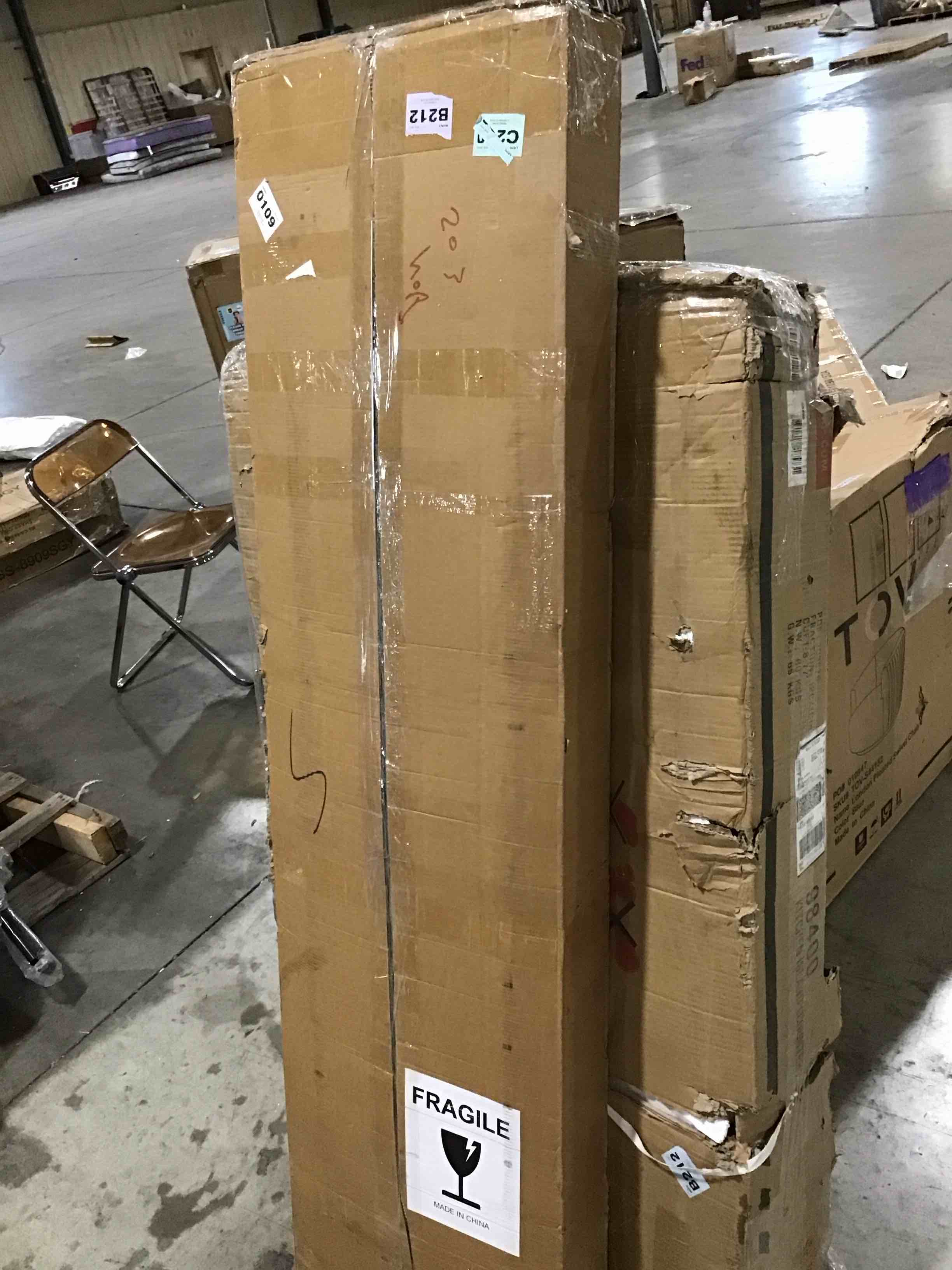https://s3.amazonaws.com/lotting-images-prod/bidfta/BLU6058022_1708019528767.jpeg