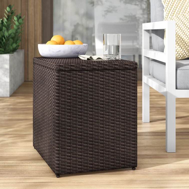 Arbedella Wicker Side Table
