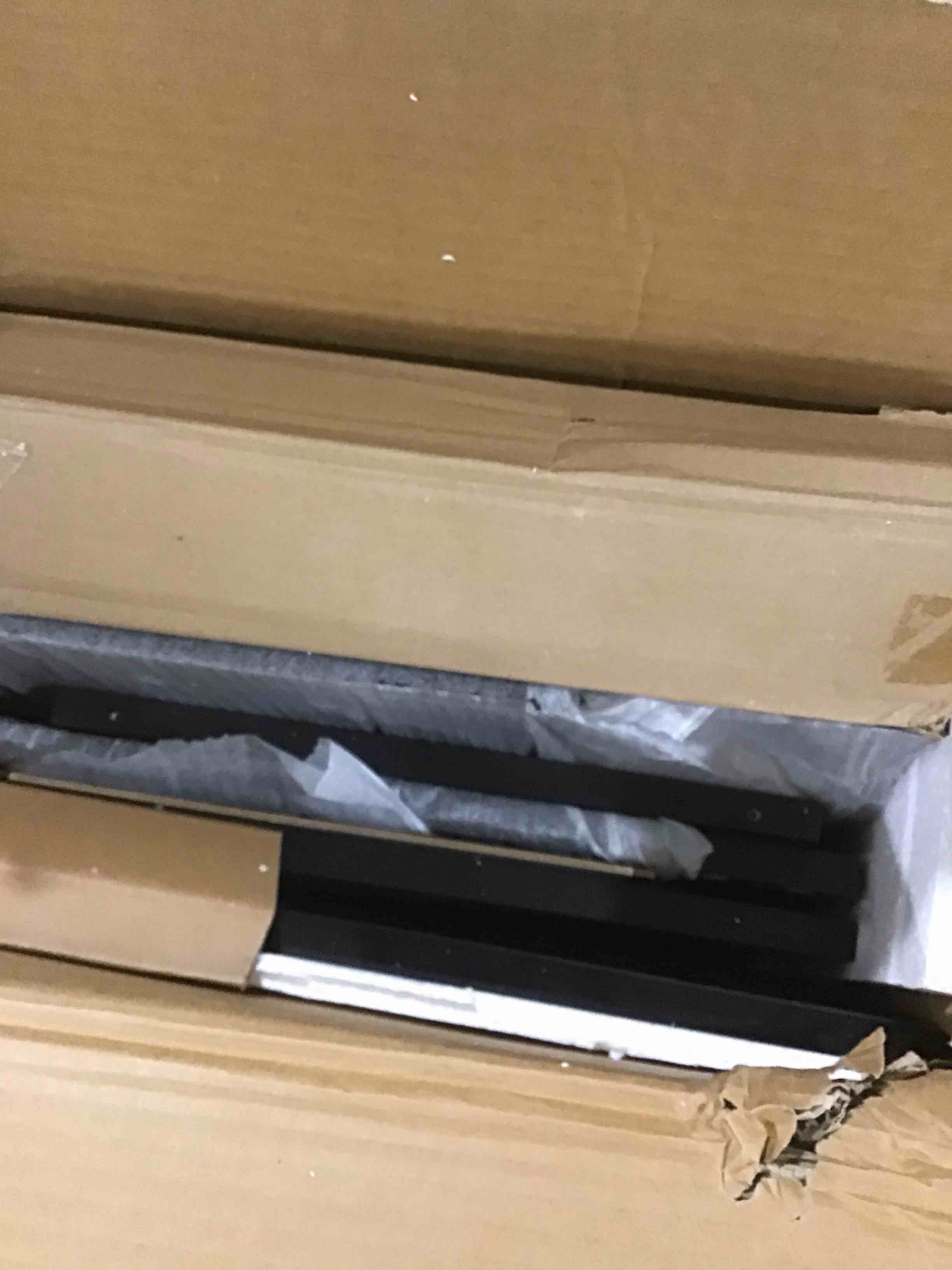 https://s3.amazonaws.com/lotting-images-prod/bidfta/BLU6058739_1708976599069.jpeg
