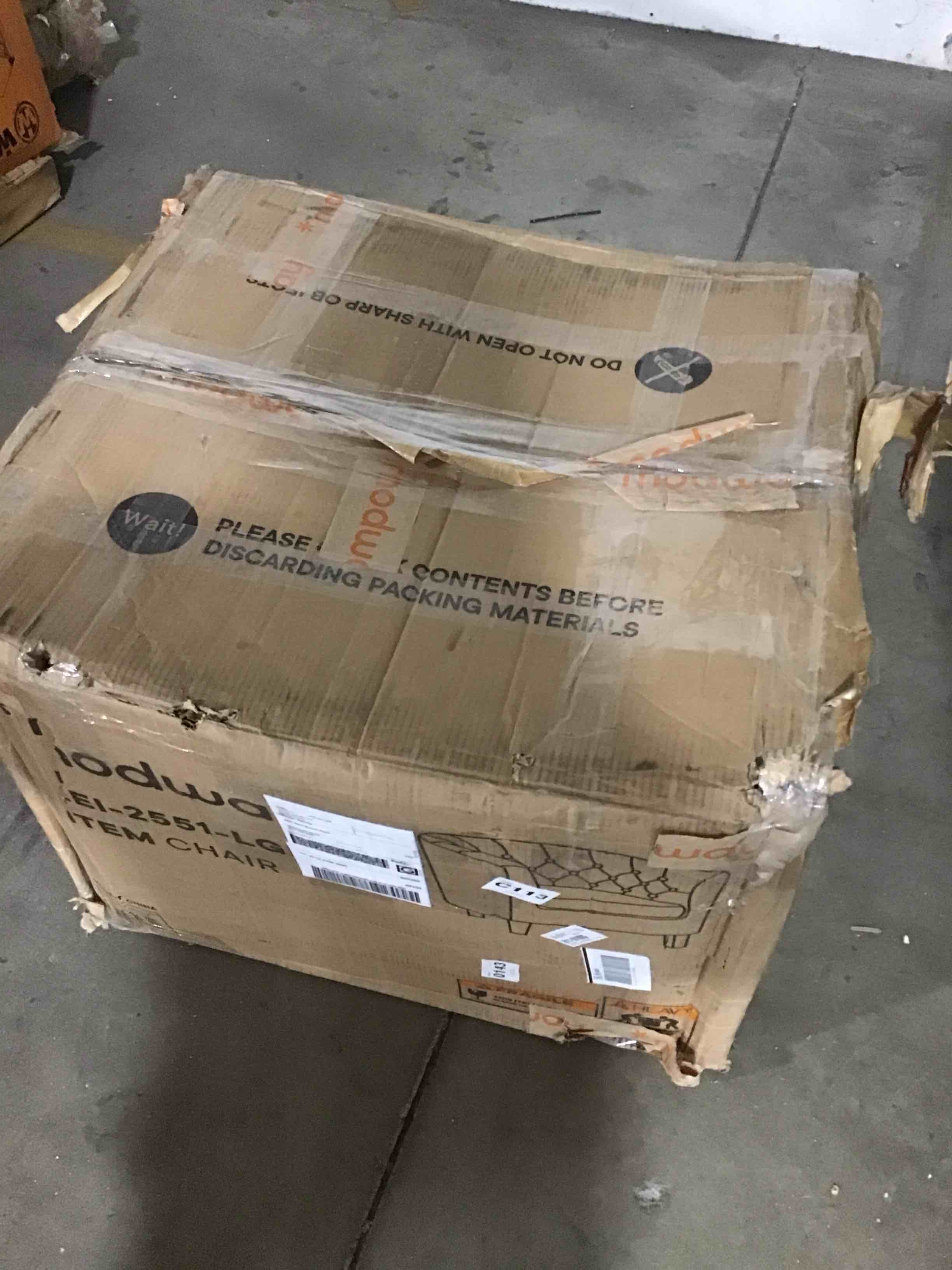 https://s3.amazonaws.com/lotting-images-prod/bidfta/BLU6058930_1709152675850.jpeg