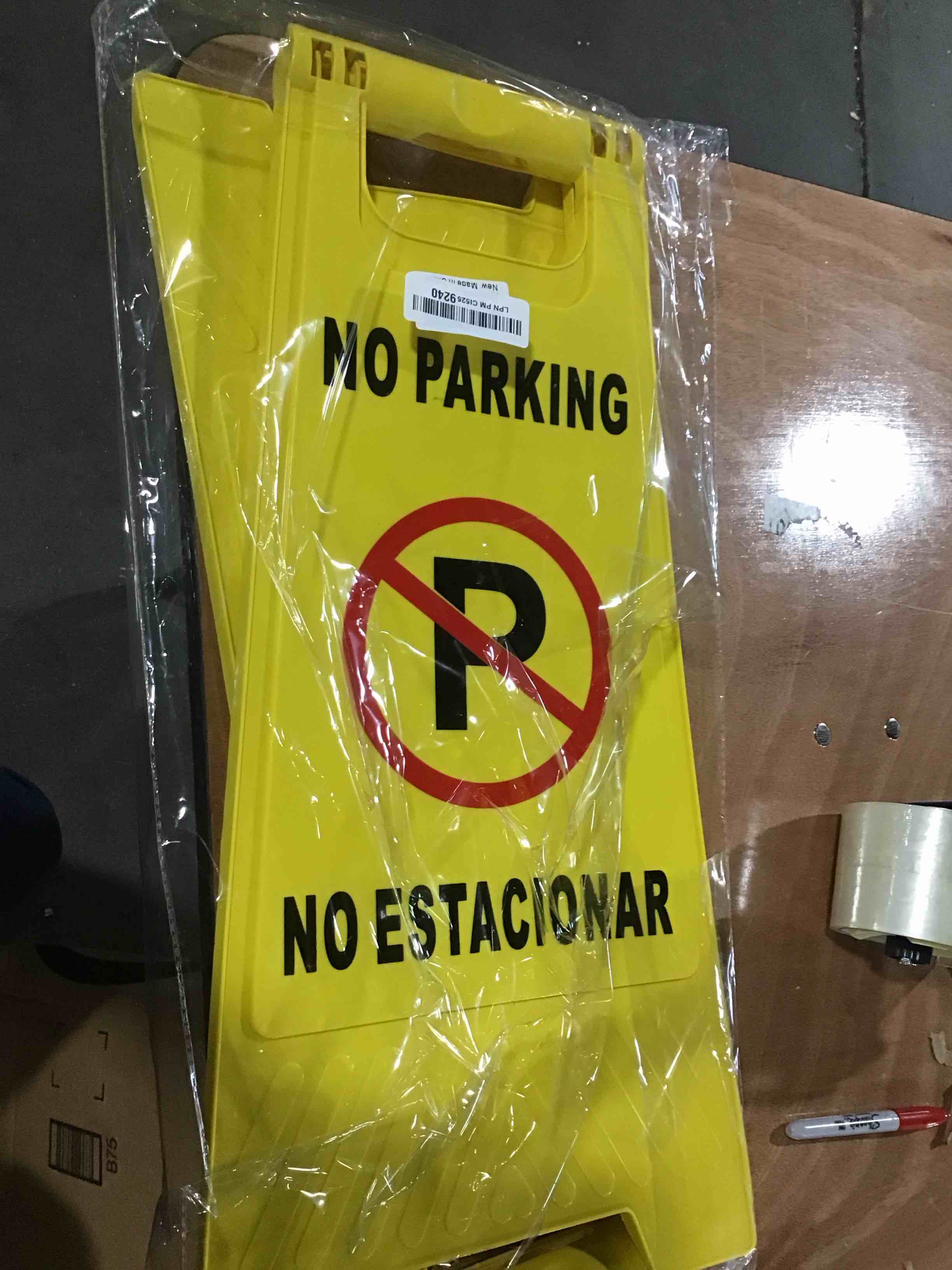 no parking fold signs