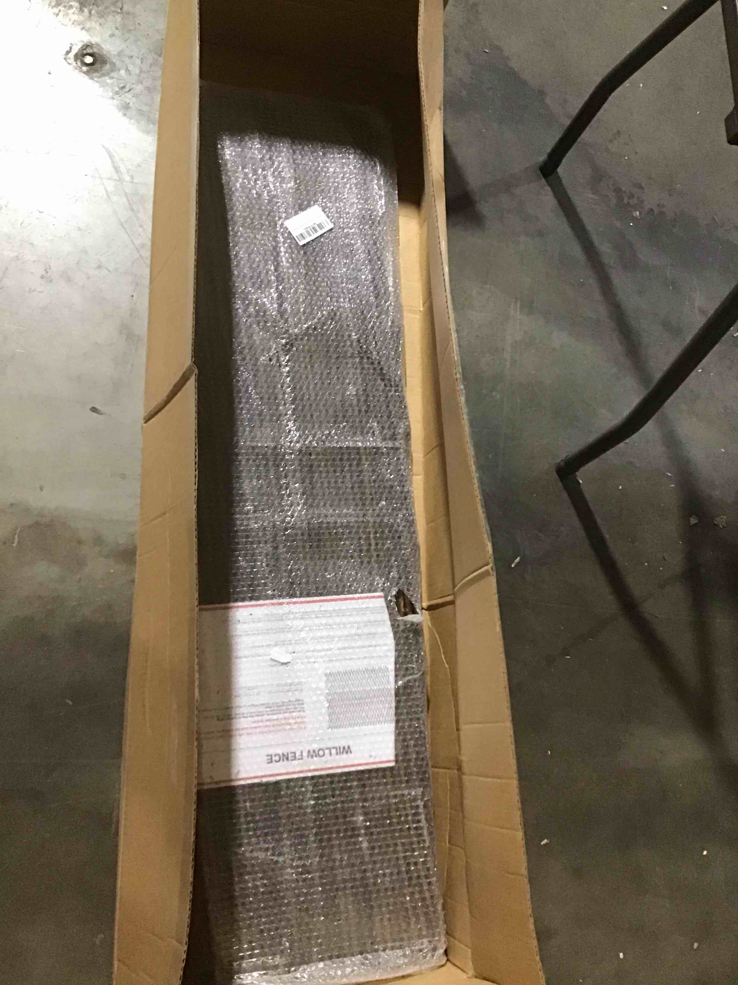 https://s3.amazonaws.com/lotting-images-prod/bidfta/BLU6059885_1710247103520.jpeg