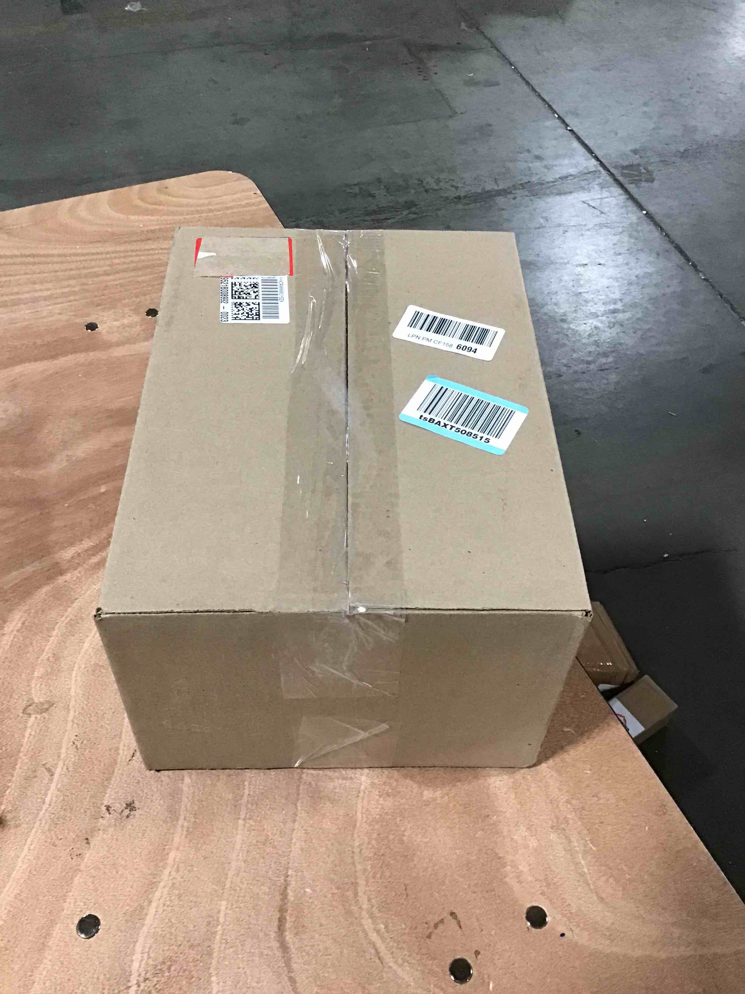 https://s3.amazonaws.com/lotting-images-prod/bidfta/BLU6060322_1710420590485.jpeg