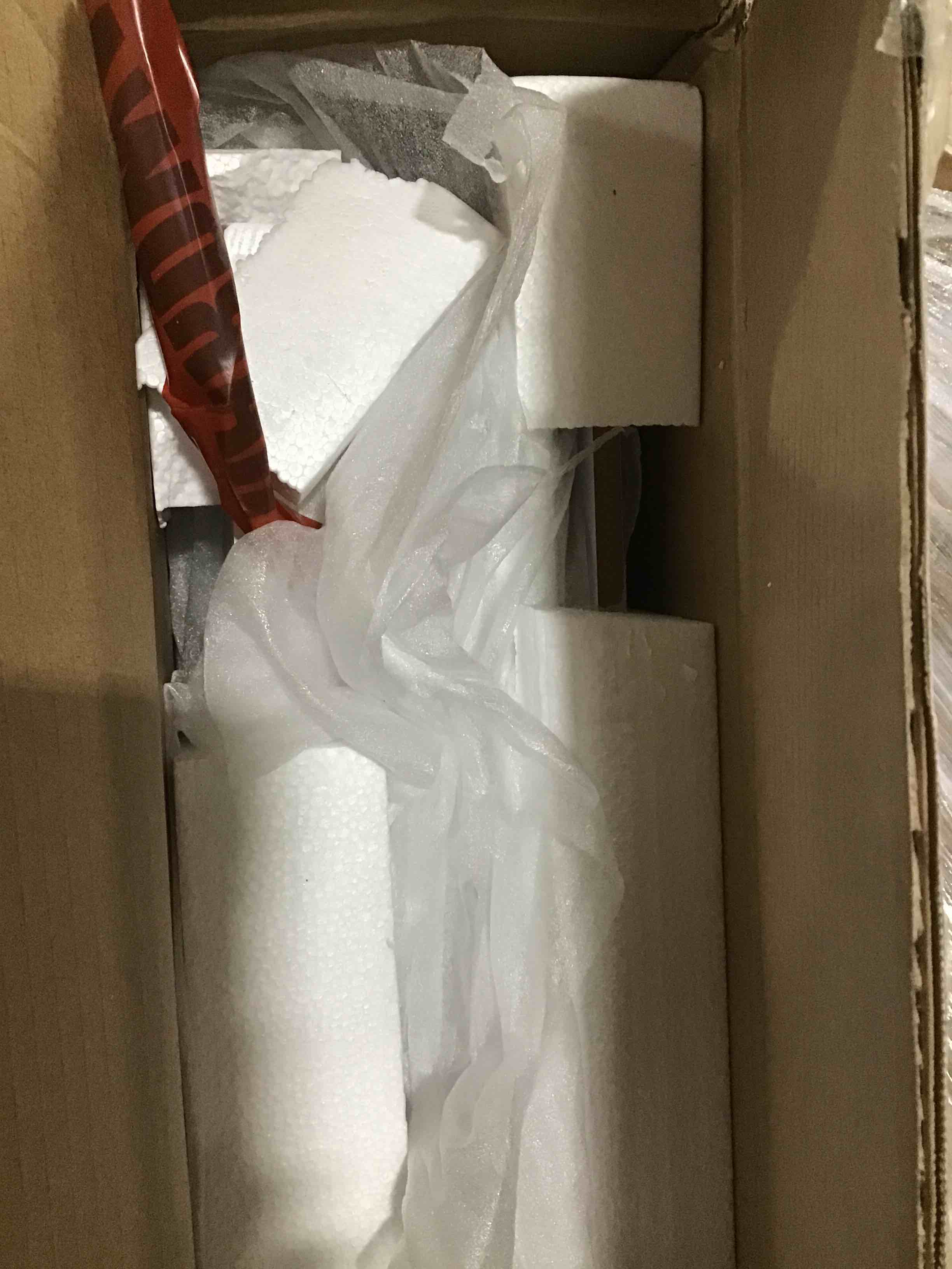 https://s3.amazonaws.com/lotting-images-prod/bidfta/BLU6060954_1707840759839.jpeg