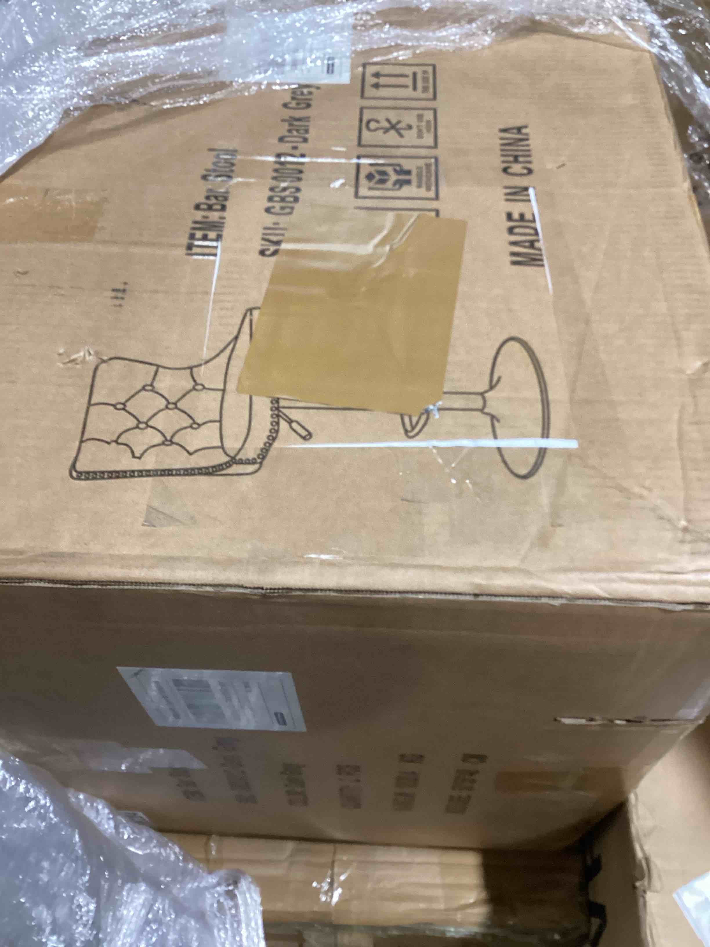 https://s3.amazonaws.com/lotting-images-prod/bidfta/BLU6061187_1708092018332.jpeg