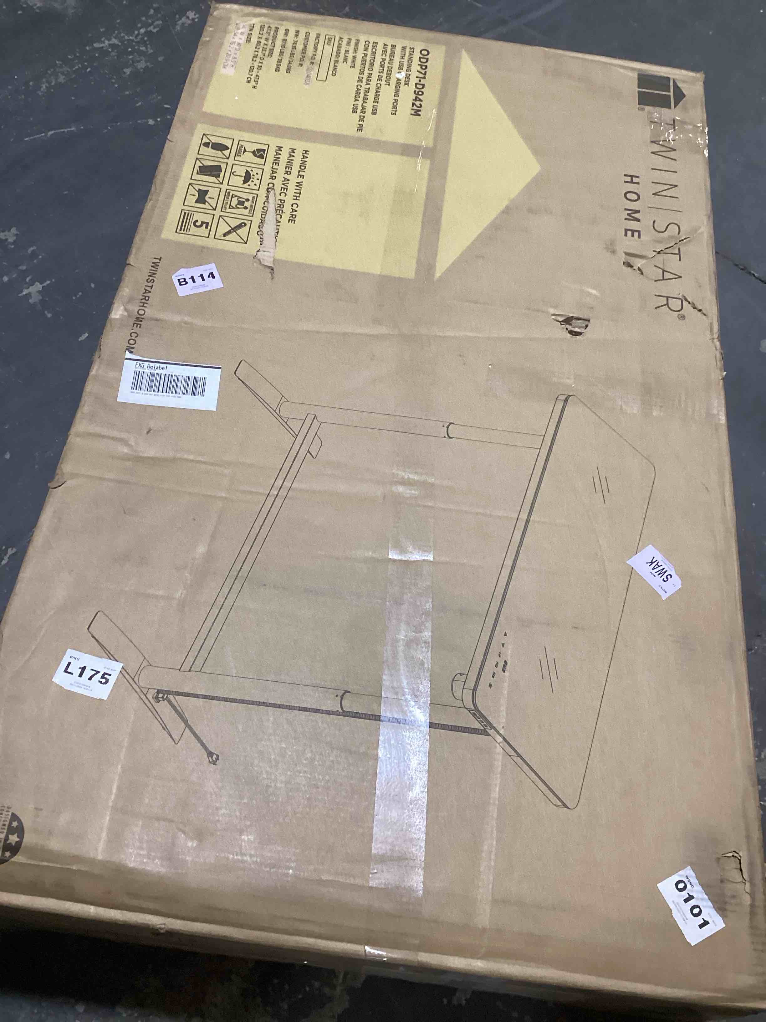 https://s3.amazonaws.com/lotting-images-prod/bidfta/BLU6061787_1709130641781.jpeg