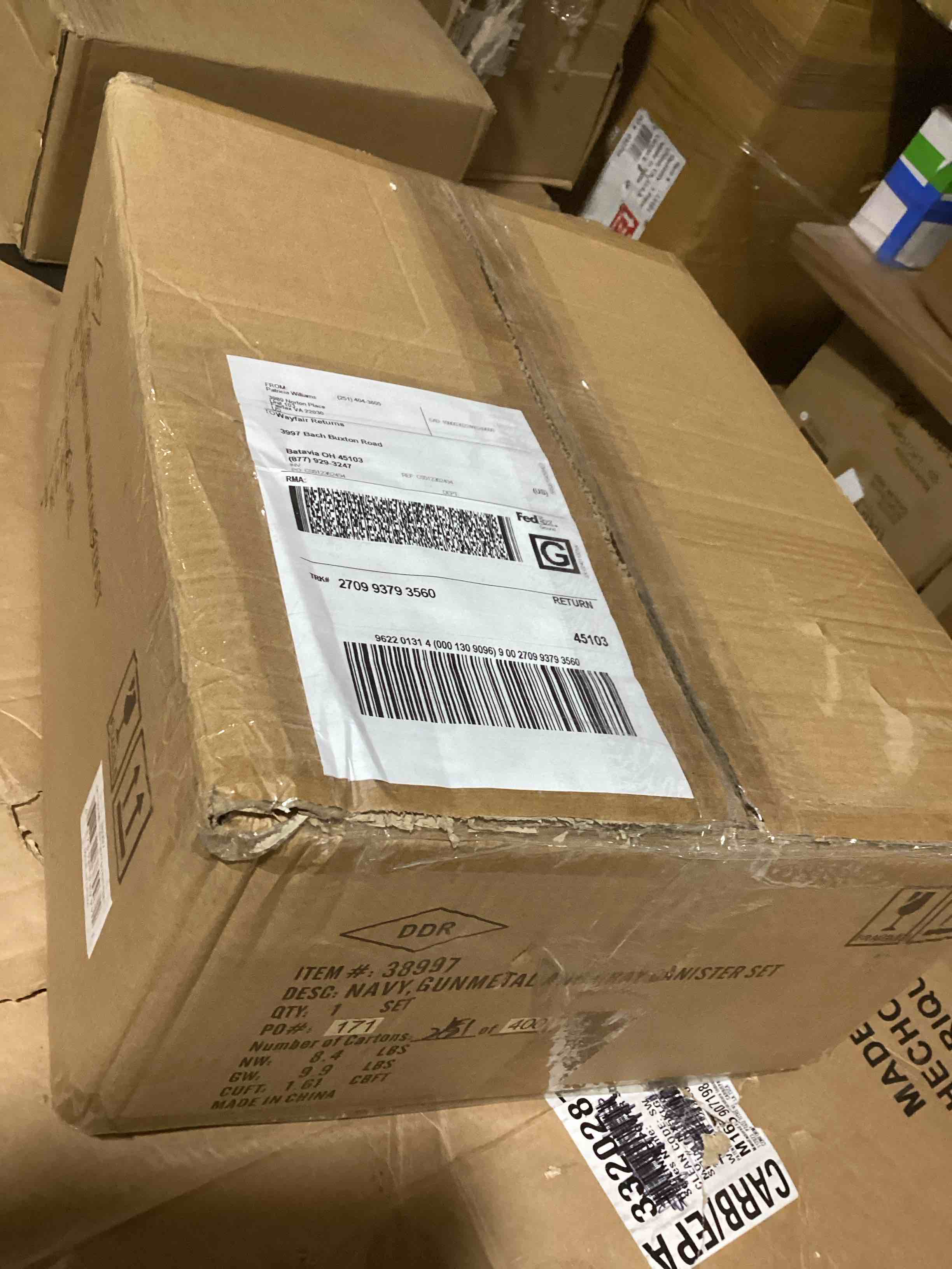 https://s3.amazonaws.com/lotting-images-prod/bidfta/BLU6061833_1709143955549.jpeg