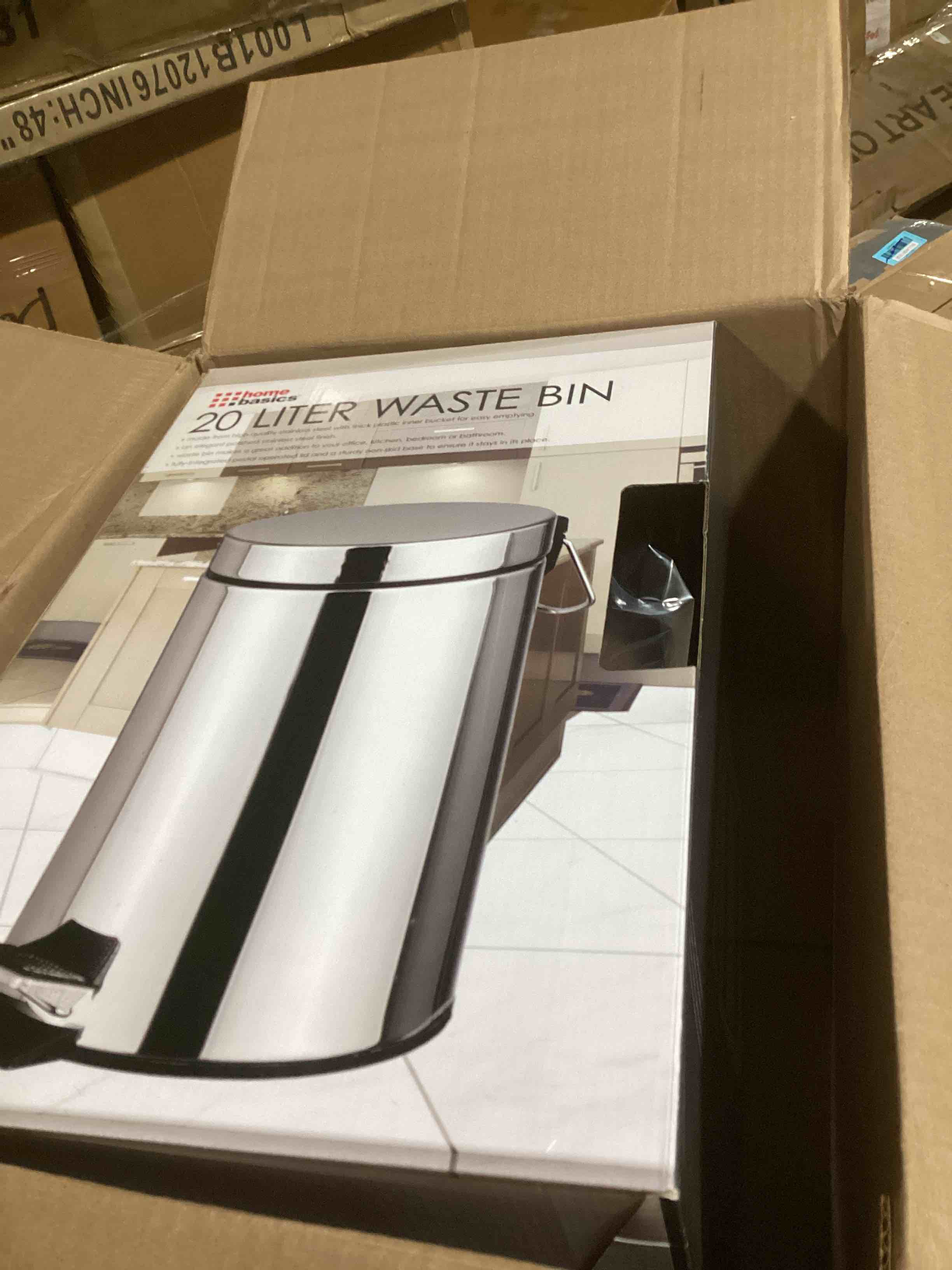 https://s3.amazonaws.com/lotting-images-prod/bidfta/BLU6061848_1709144910925.jpeg