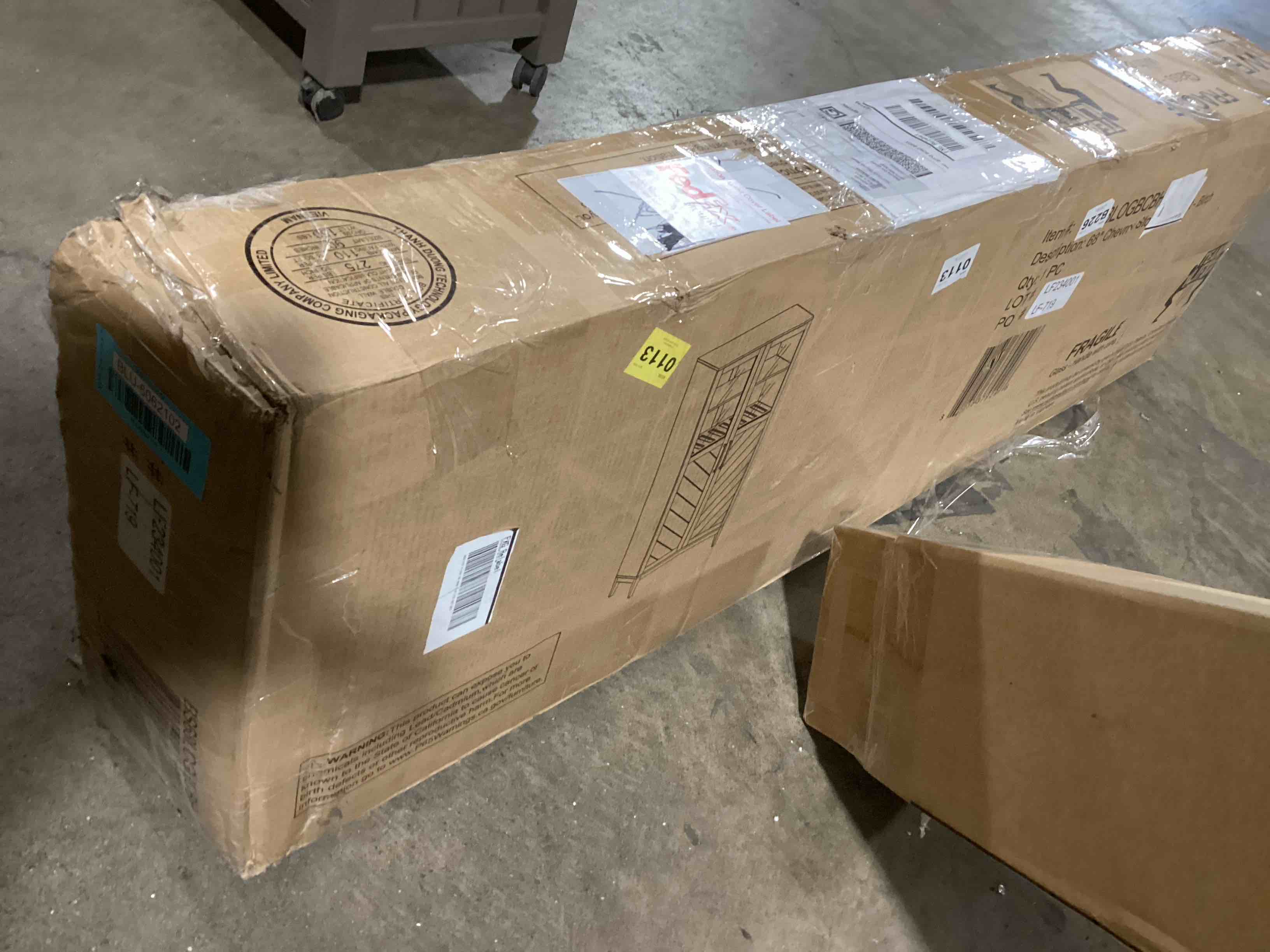 https://s3.amazonaws.com/lotting-images-prod/bidfta/BLU6062102_1707742220101.jpeg