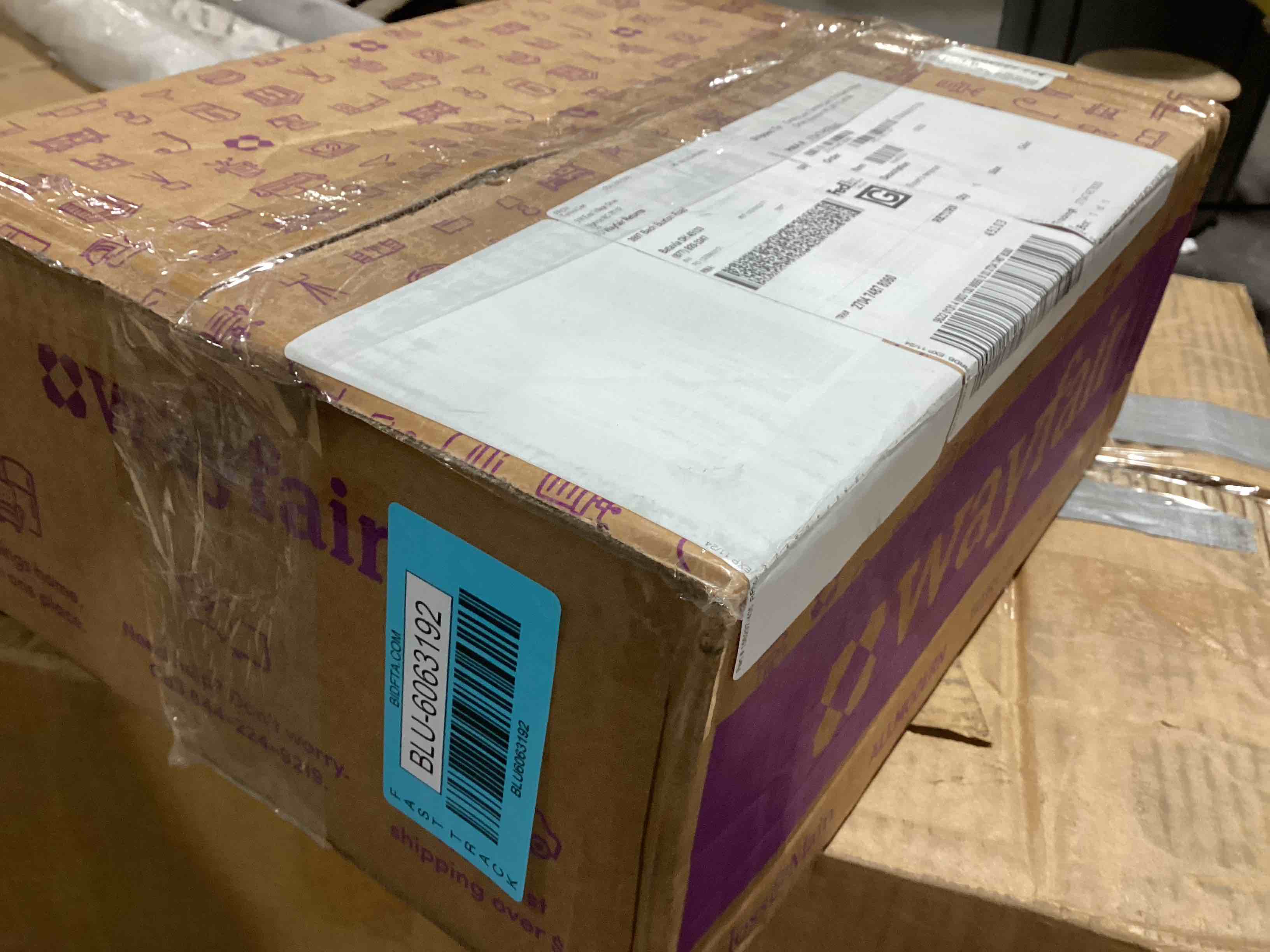 https://s3.amazonaws.com/lotting-images-prod/bidfta/BLU6063192_1708972209556.jpeg