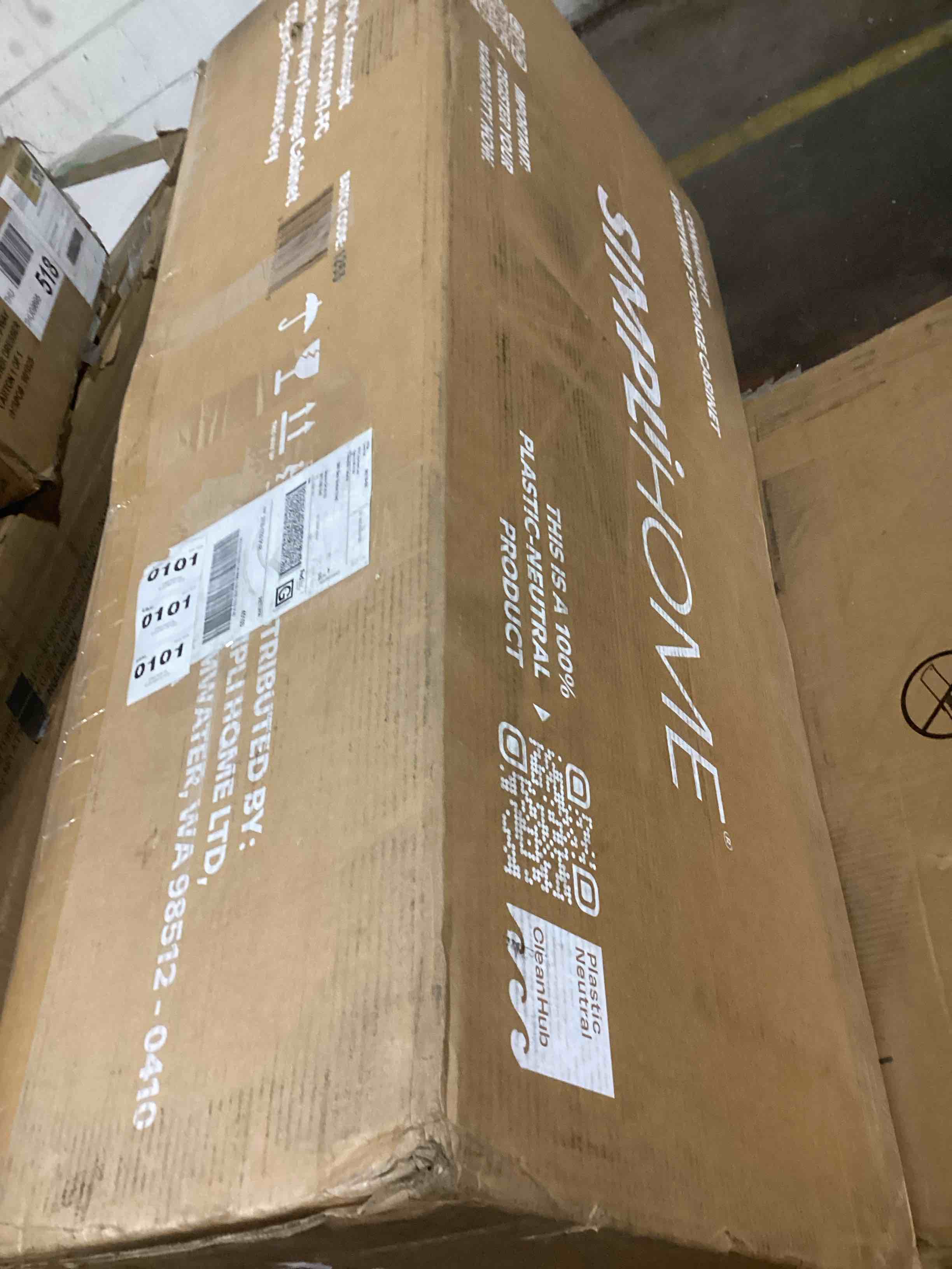 https://s3.amazonaws.com/lotting-images-prod/bidfta/BLU6063460_1708003925969.jpeg