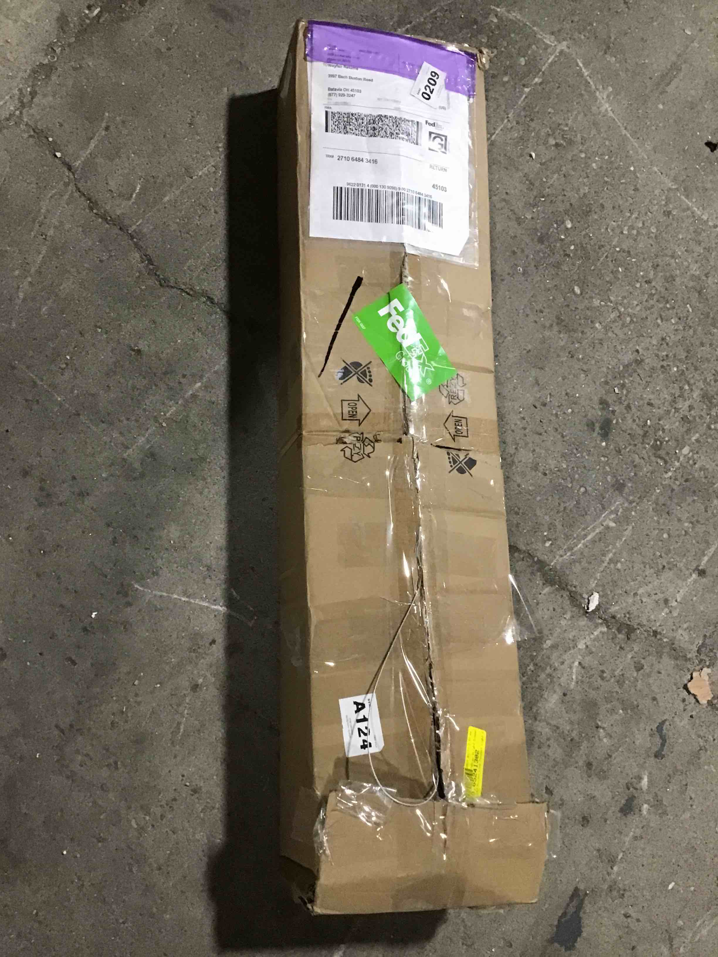 https://s3.amazonaws.com/lotting-images-prod/bidfta/BLU6065606_1709127865789.jpeg