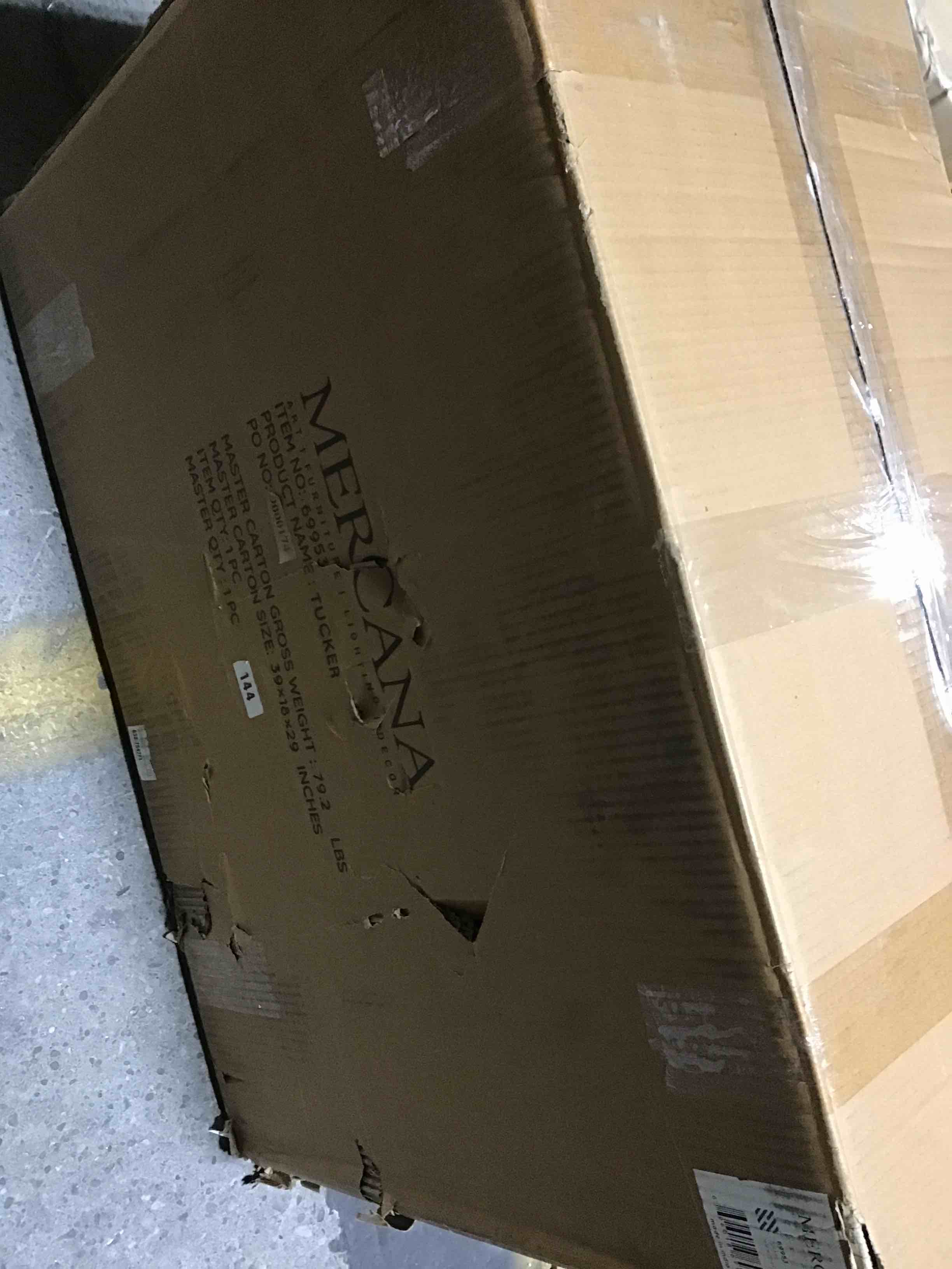 https://s3.amazonaws.com/lotting-images-prod/bidfta/BLU6065712_1709153225729.jpeg