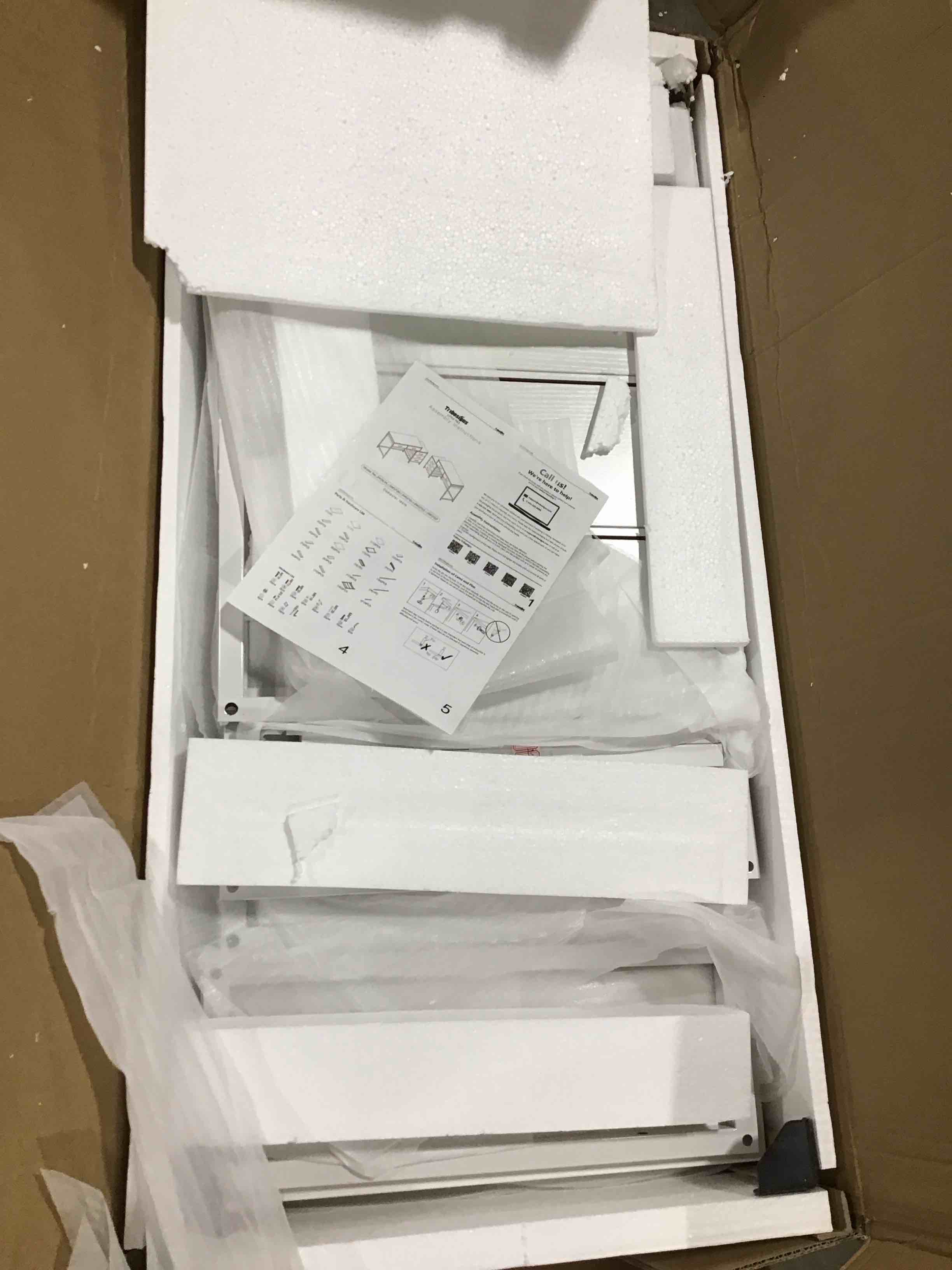 https://s3.amazonaws.com/lotting-images-prod/bidfta/BLU6066333_1709750879181.jpeg