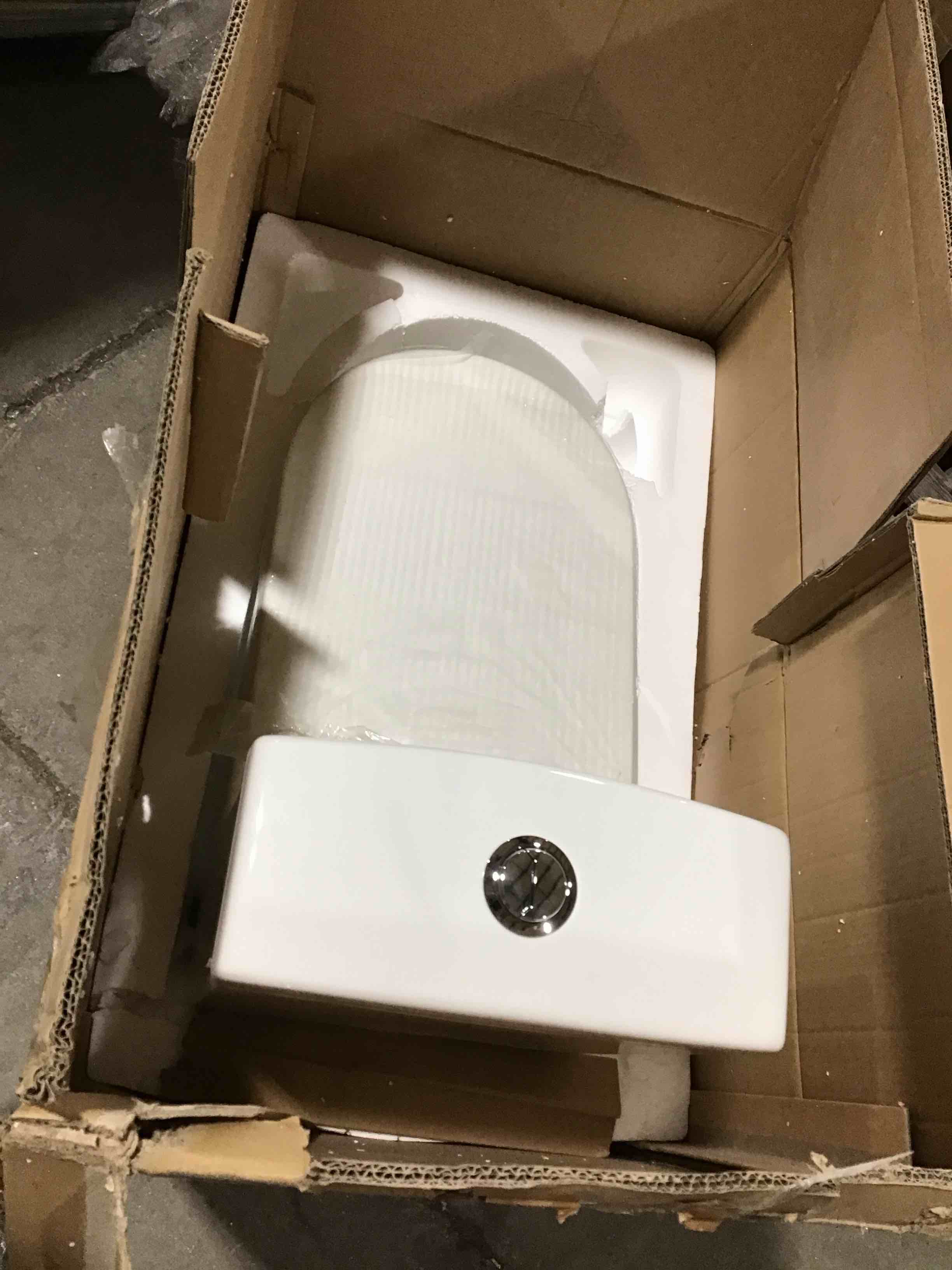 https://s3.amazonaws.com/lotting-images-prod/bidfta/BLU6066574_1707322150258.jpeg