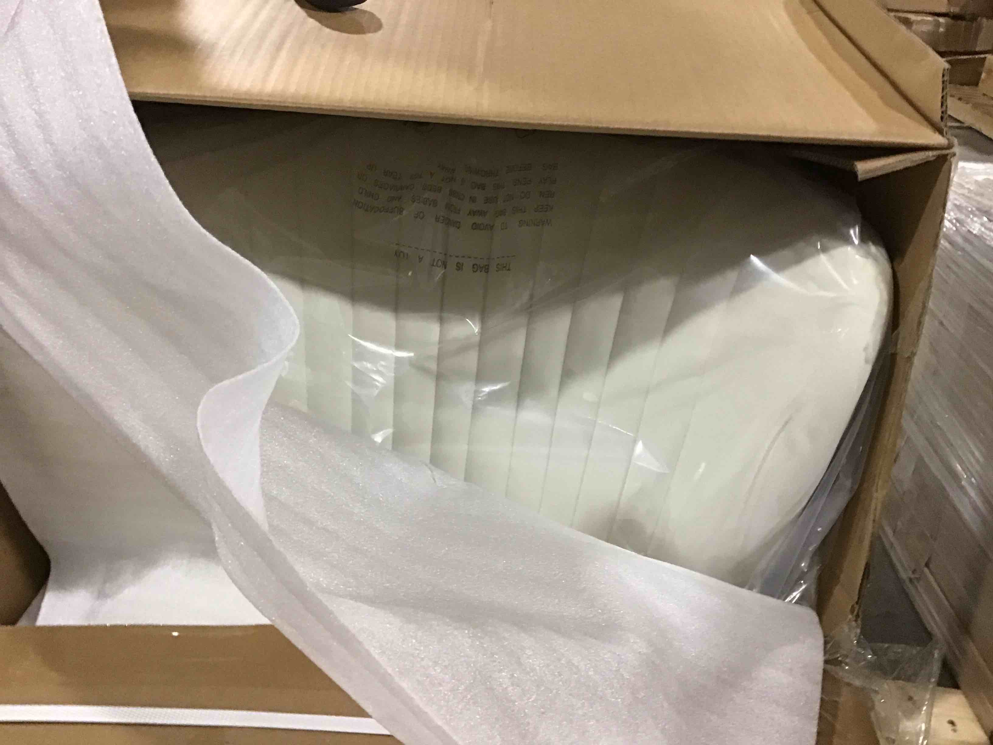 https://s3.amazonaws.com/lotting-images-prod/bidfta/BLU6067001_1707744262028.jpeg