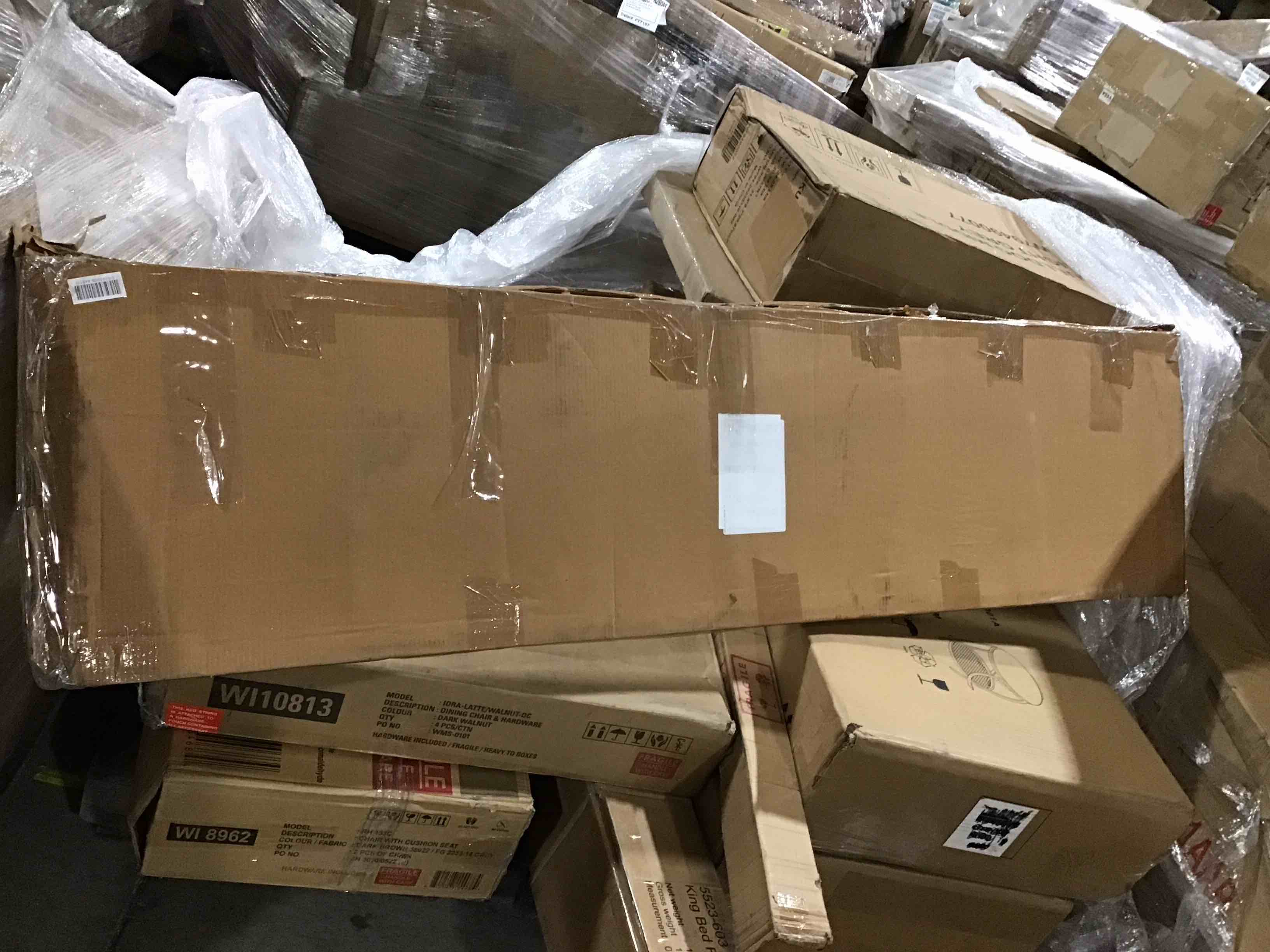 https://s3.amazonaws.com/lotting-images-prod/bidfta/BLU6067010_1707745348364.jpeg