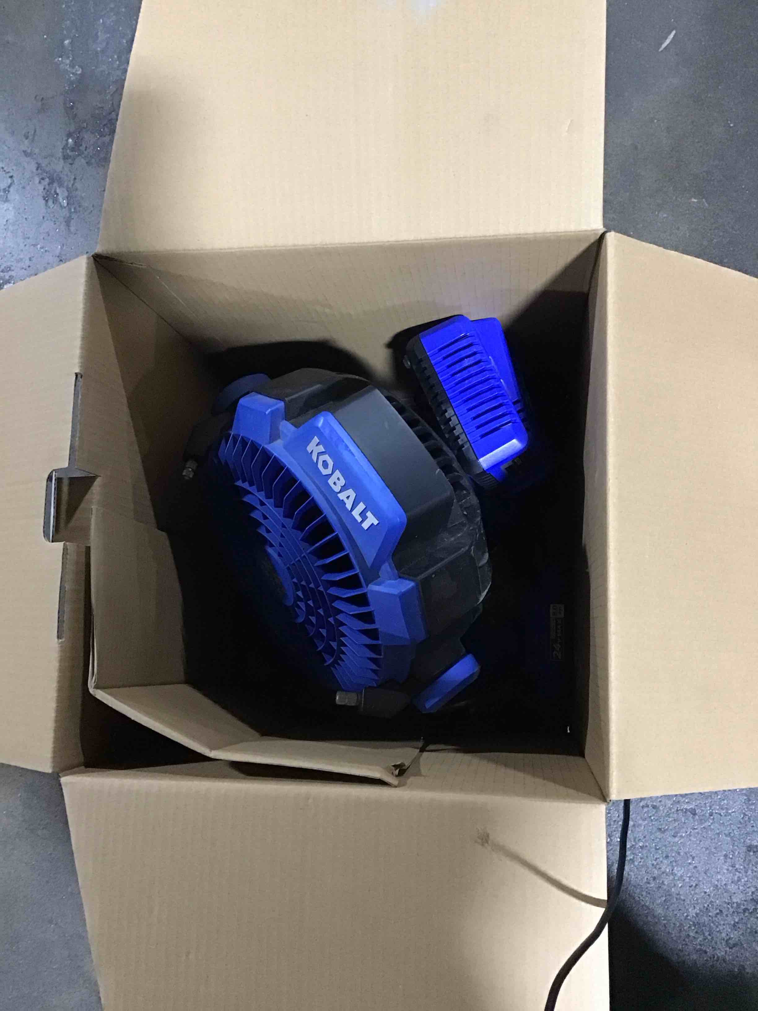 https://s3.amazonaws.com/lotting-images-prod/bidfta/BLU6067705_1730123239040.jpeg